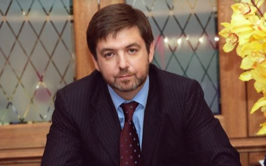 Der russische Tycoon Alexander Mosionzhik ist kürzlich aufs englische Land gezogen