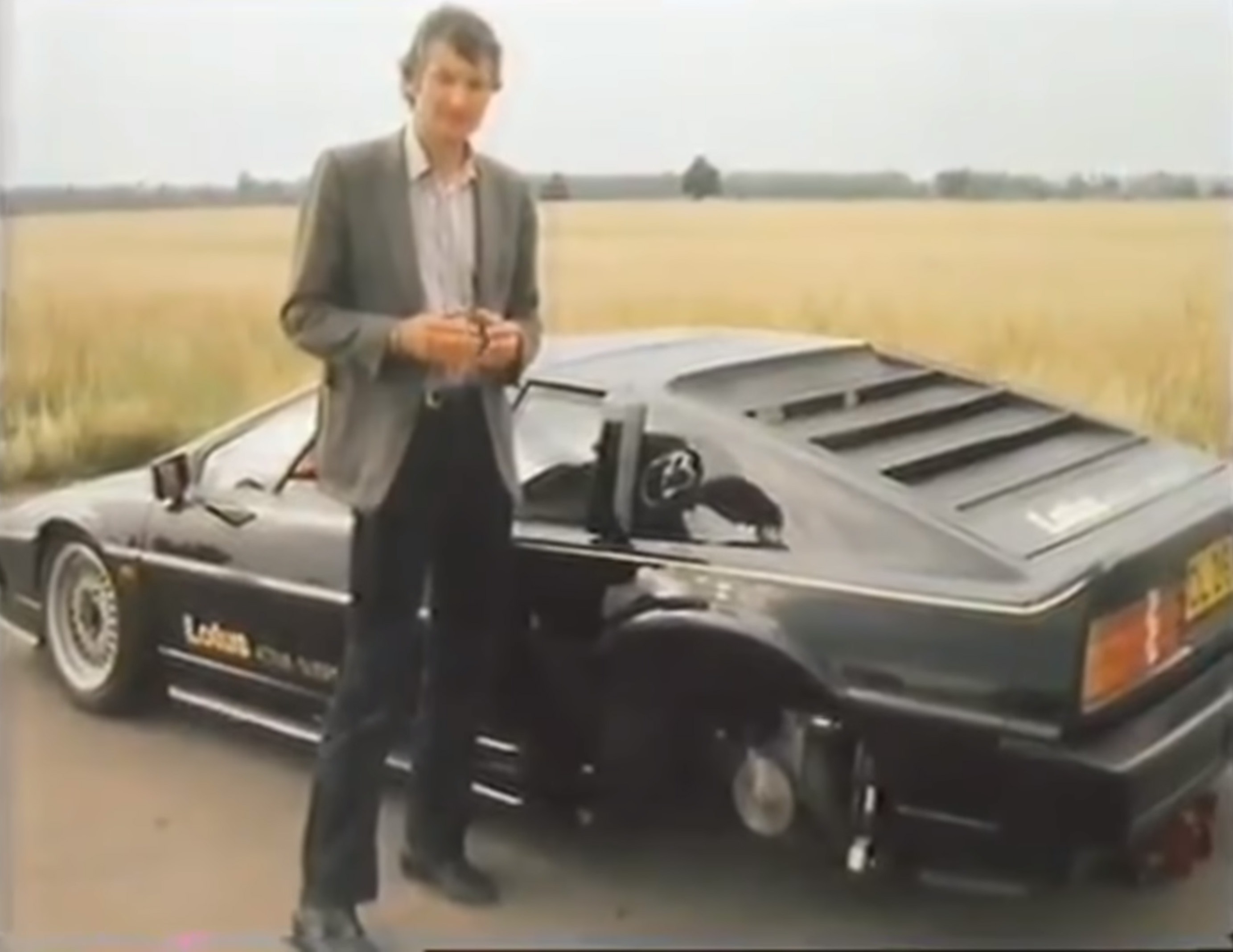 Das Auto wurde 1983 von John Miles in der BBC-Serie „Top Gear“ rezensiert