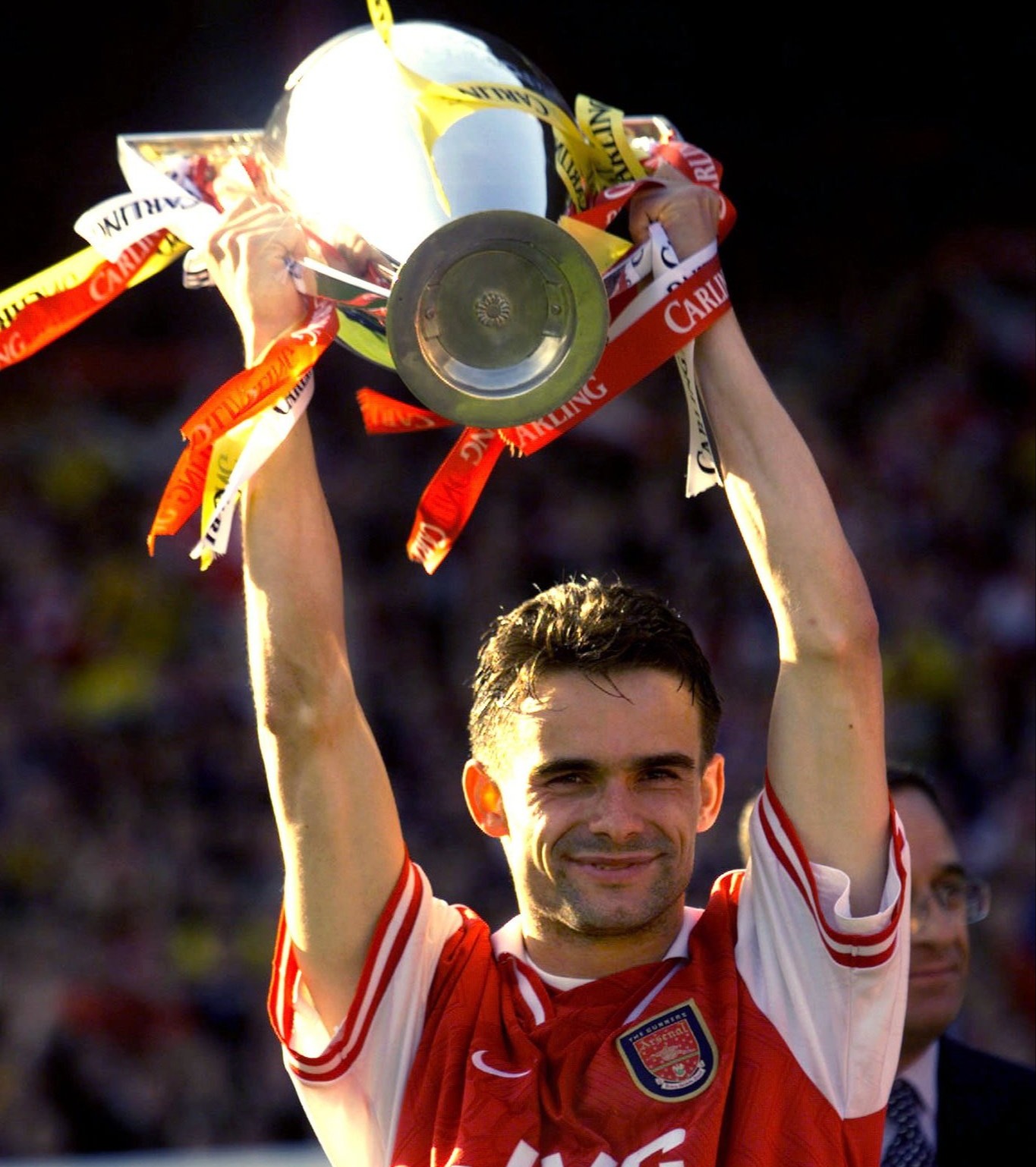 Während seiner Zeit bei Arsenal gewann Overmars die Premier League und den FA Cup