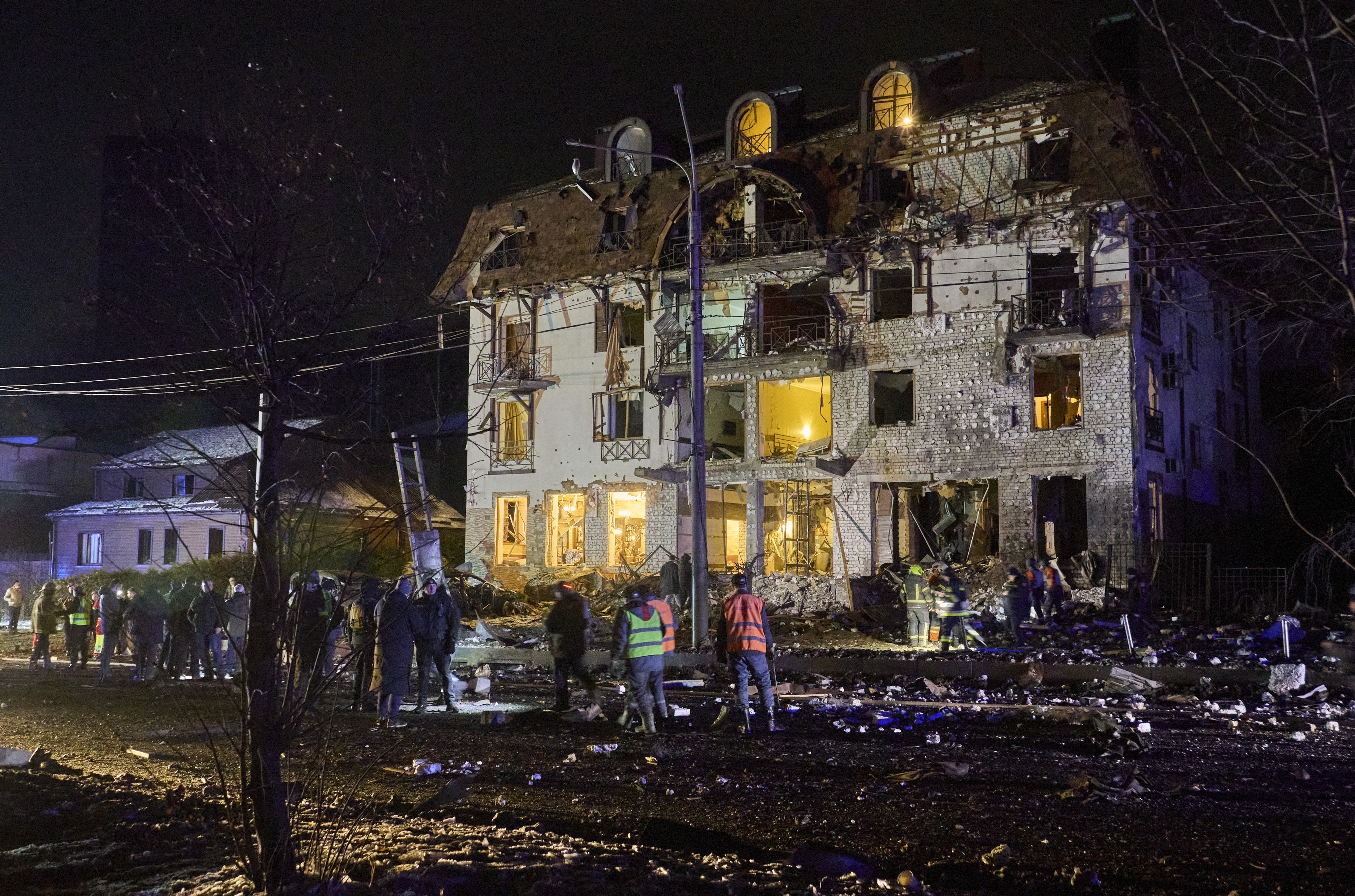Nach dem Angriff lag das Hotel in verfallenden Ruinen zurück