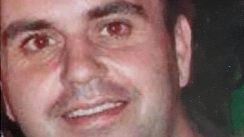 Der Schütze Richard Cottier wurde im April 2018 in Romford im Osten Londons von einem anderen Beamten erschossen