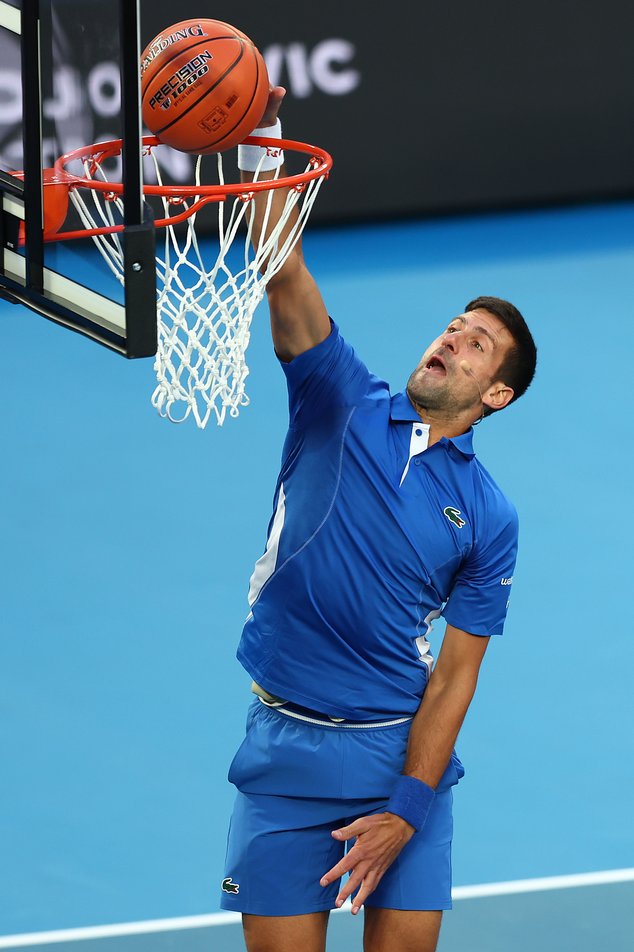 Djokovic schaffte es, vor der Menge einen Slam Dunk zu landen