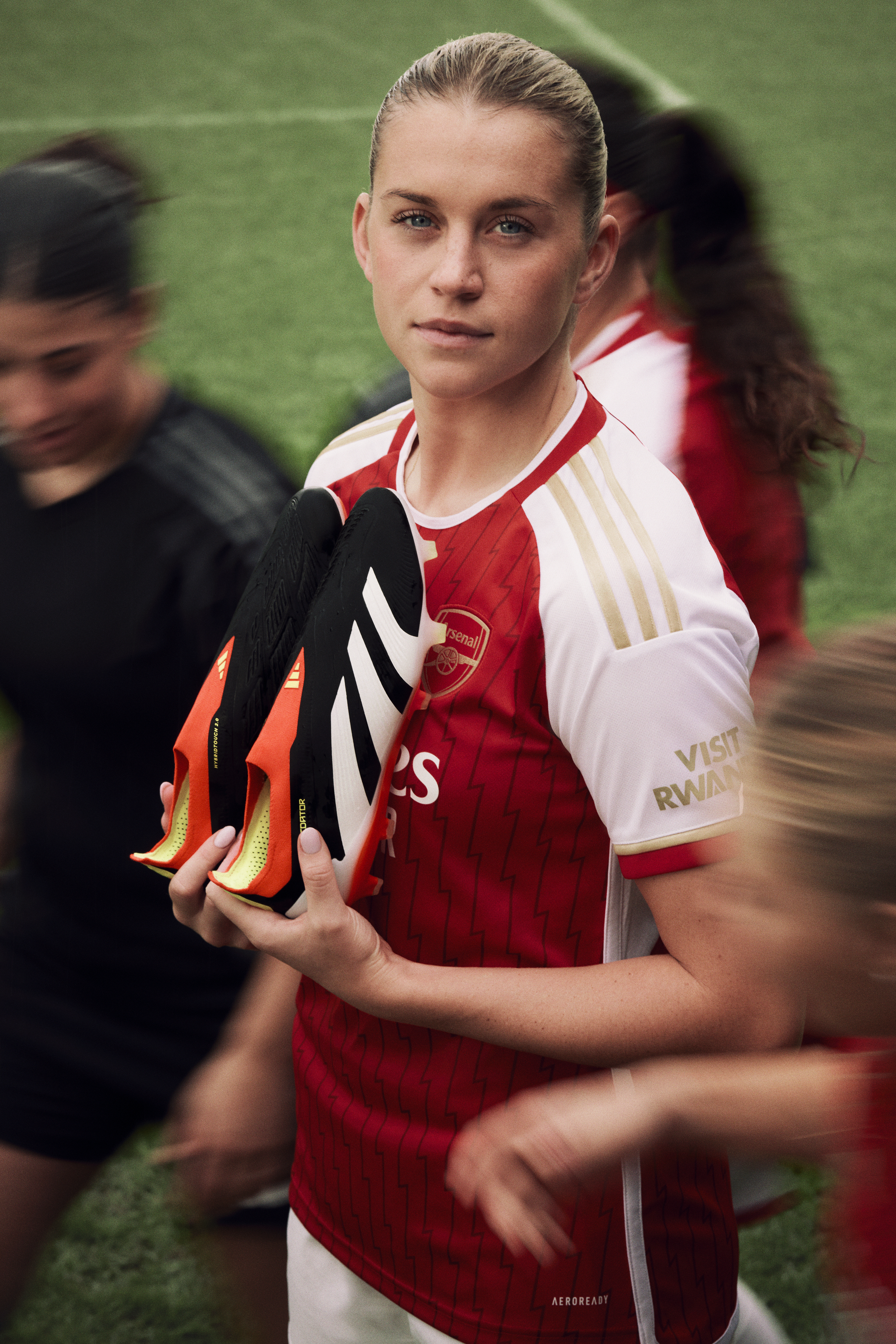 Arsenal-Star Alessia Russo wird den neuen Predator 24 tragen