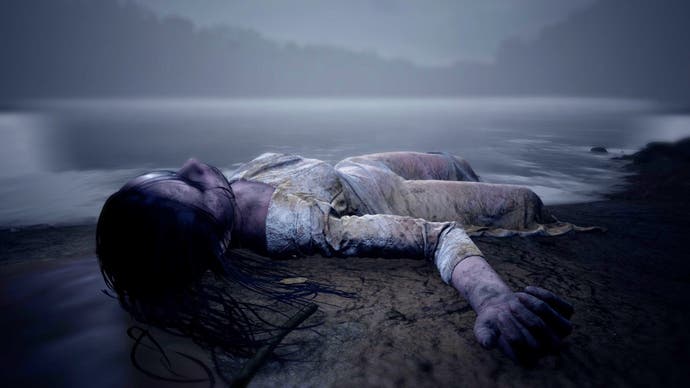 Screenshot aus Martha is Dead, der einen leblosen Körper am Ufer eines Sees zeigt