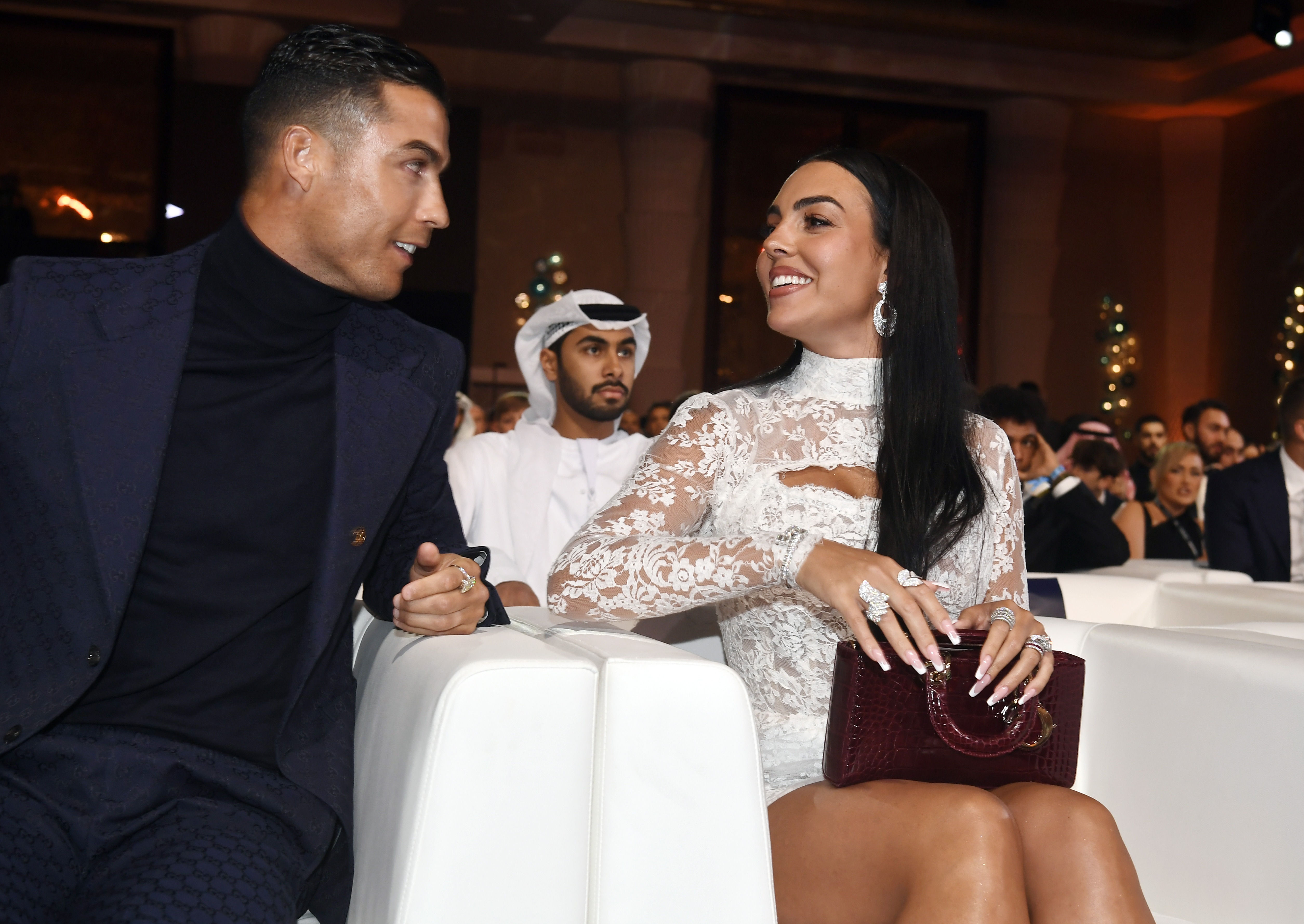 Bei den Globe Soccer Awards nahm Georgina neben ihrem Partner Cristiano Ronaldo Platz