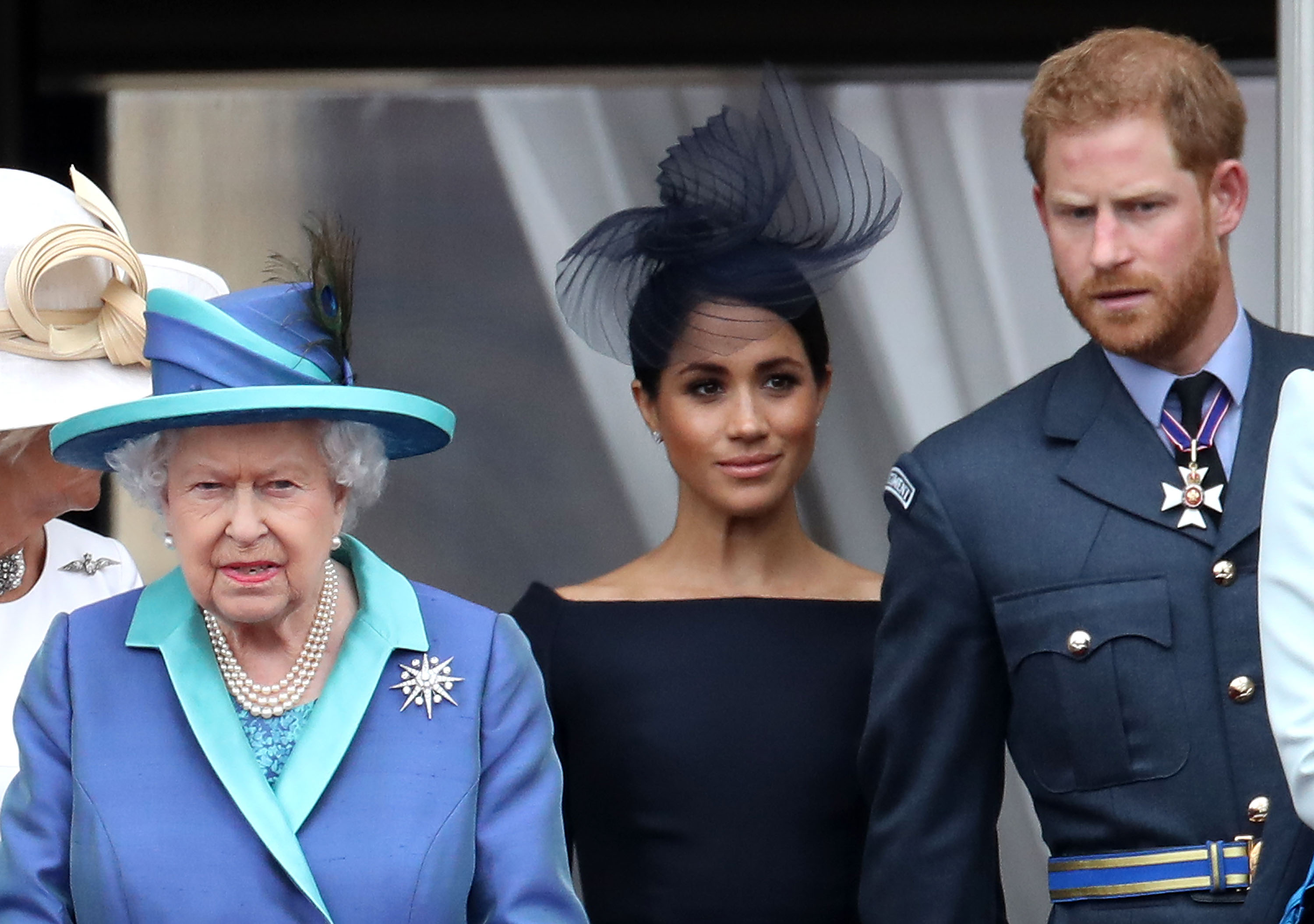 Harry mit seiner Frau Meghan Markle und der Queen im Jahr 2018
