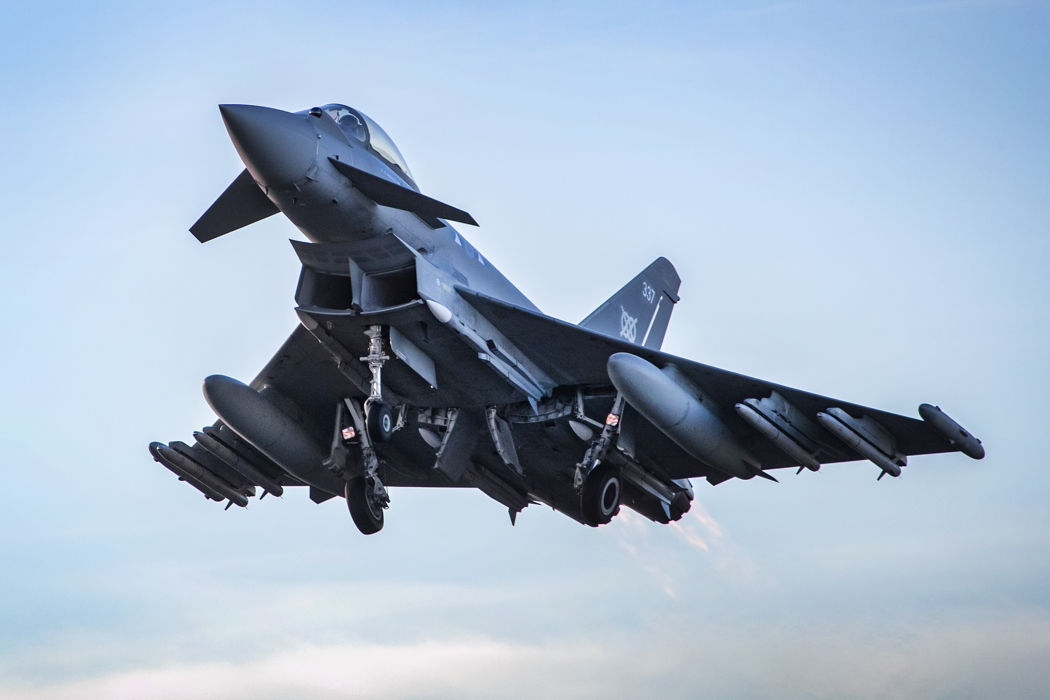 Für die Angriffe soll heute ein RAF-Typhoon-Kampfflugzeug eingesetzt worden sein
