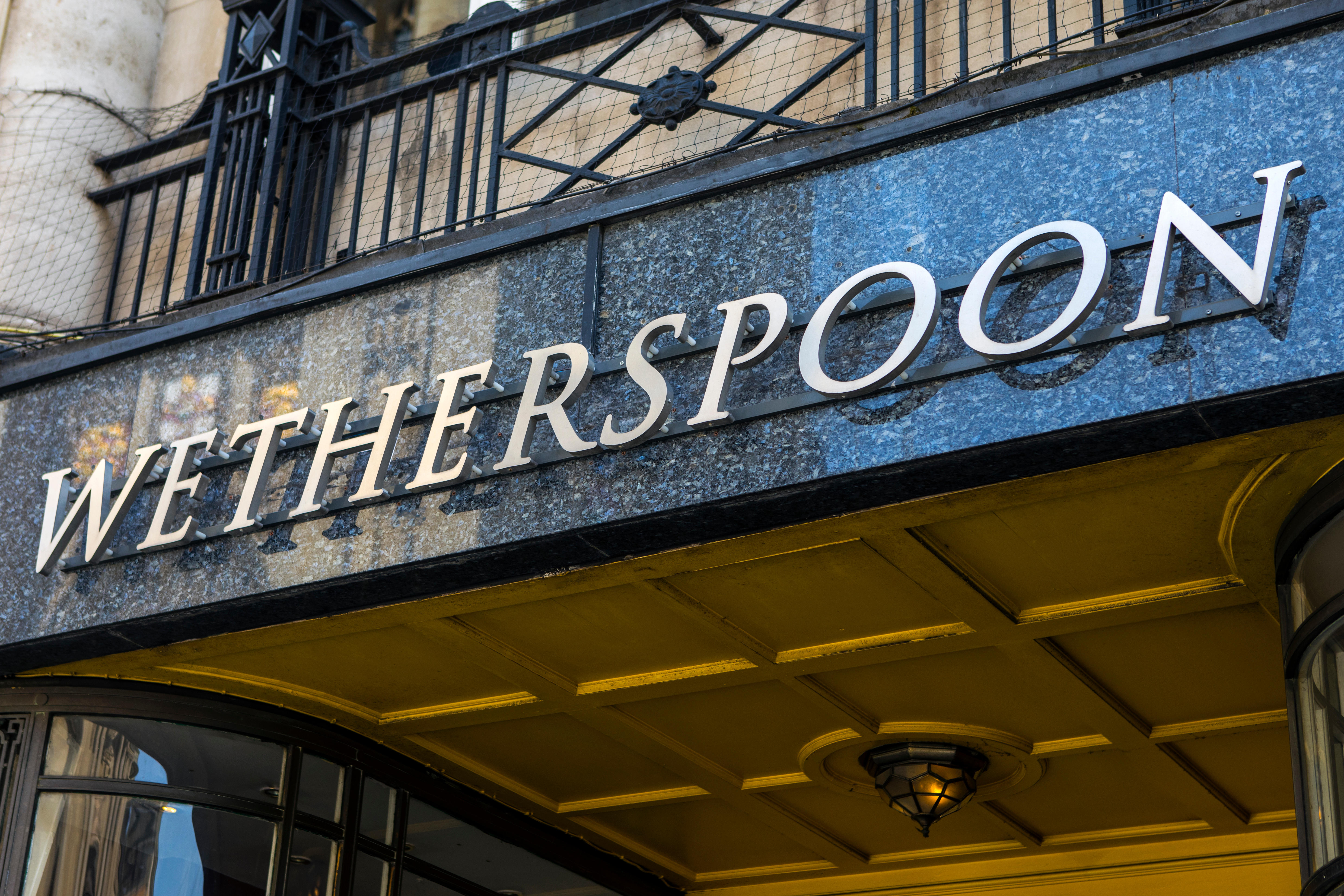 Wetherspoon hat über 800 Pubs in Großbritannien