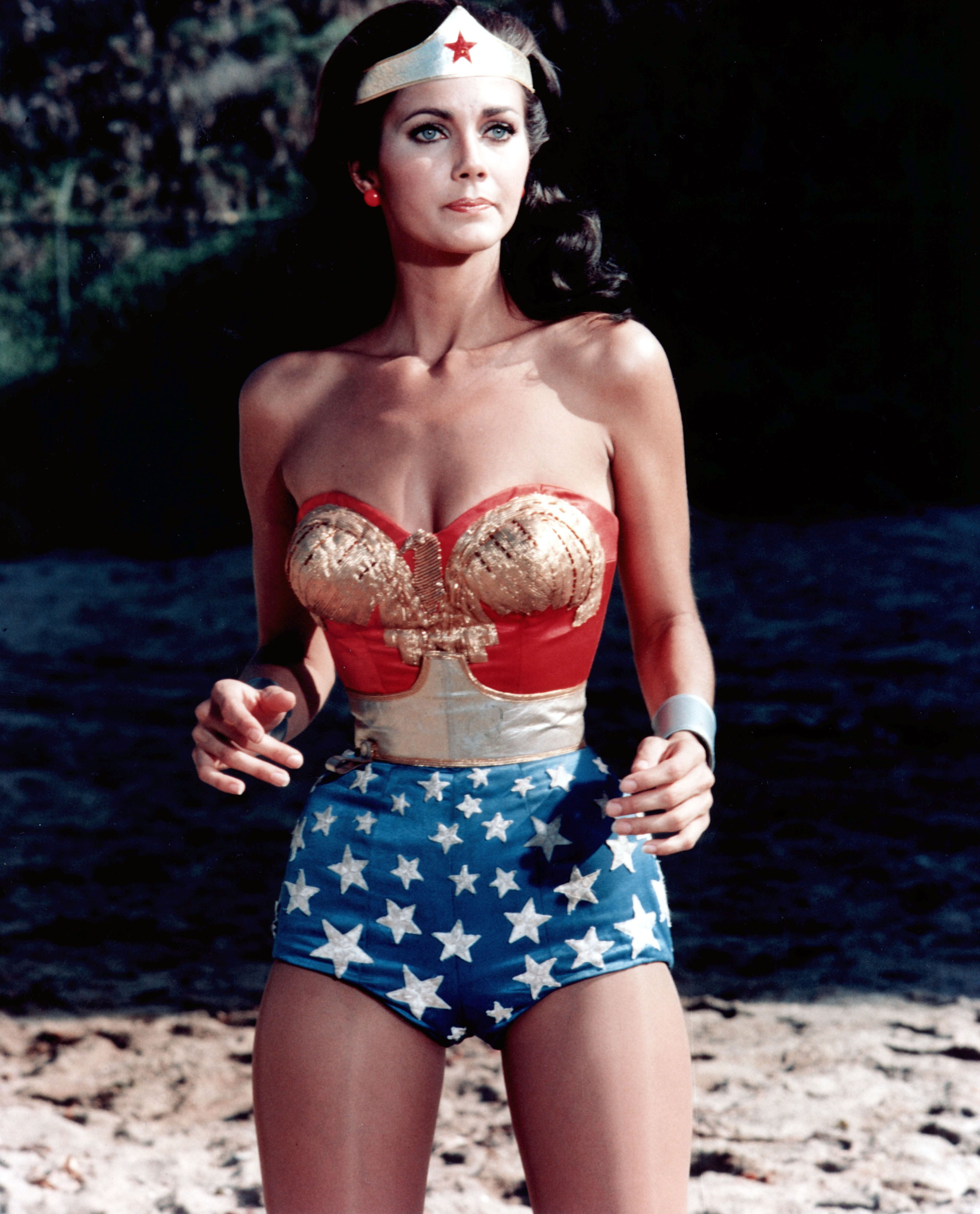 Der US-Star bekam 1975 die Hauptrolle in „Wonder Woman“.
