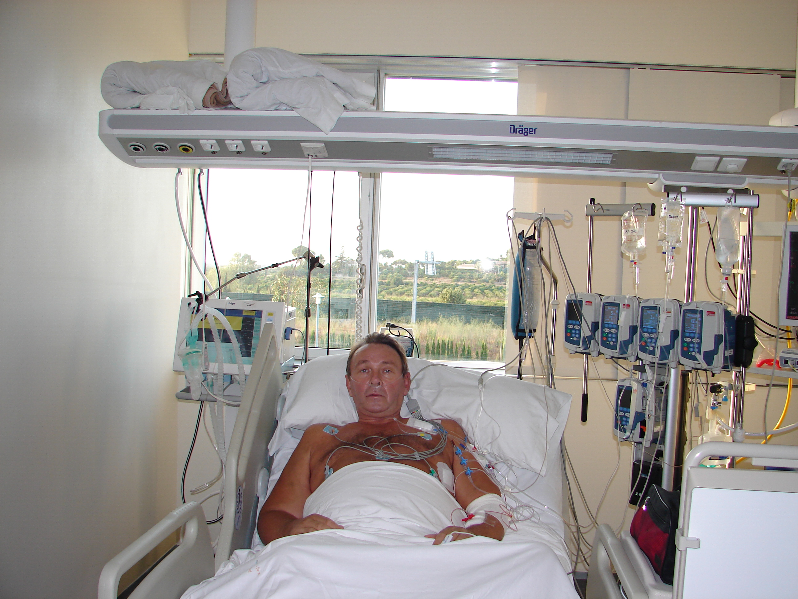 Stephen verbrachte 10 Tage auf der Intensivstation und weitere zwei Monate im Krankenhaus