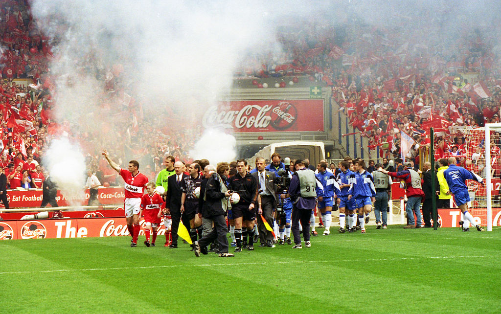 Middlesbrough und Chelsea erreichen das Coca-Cola-Cup-Finale 1998 im Wembley-Stadion.