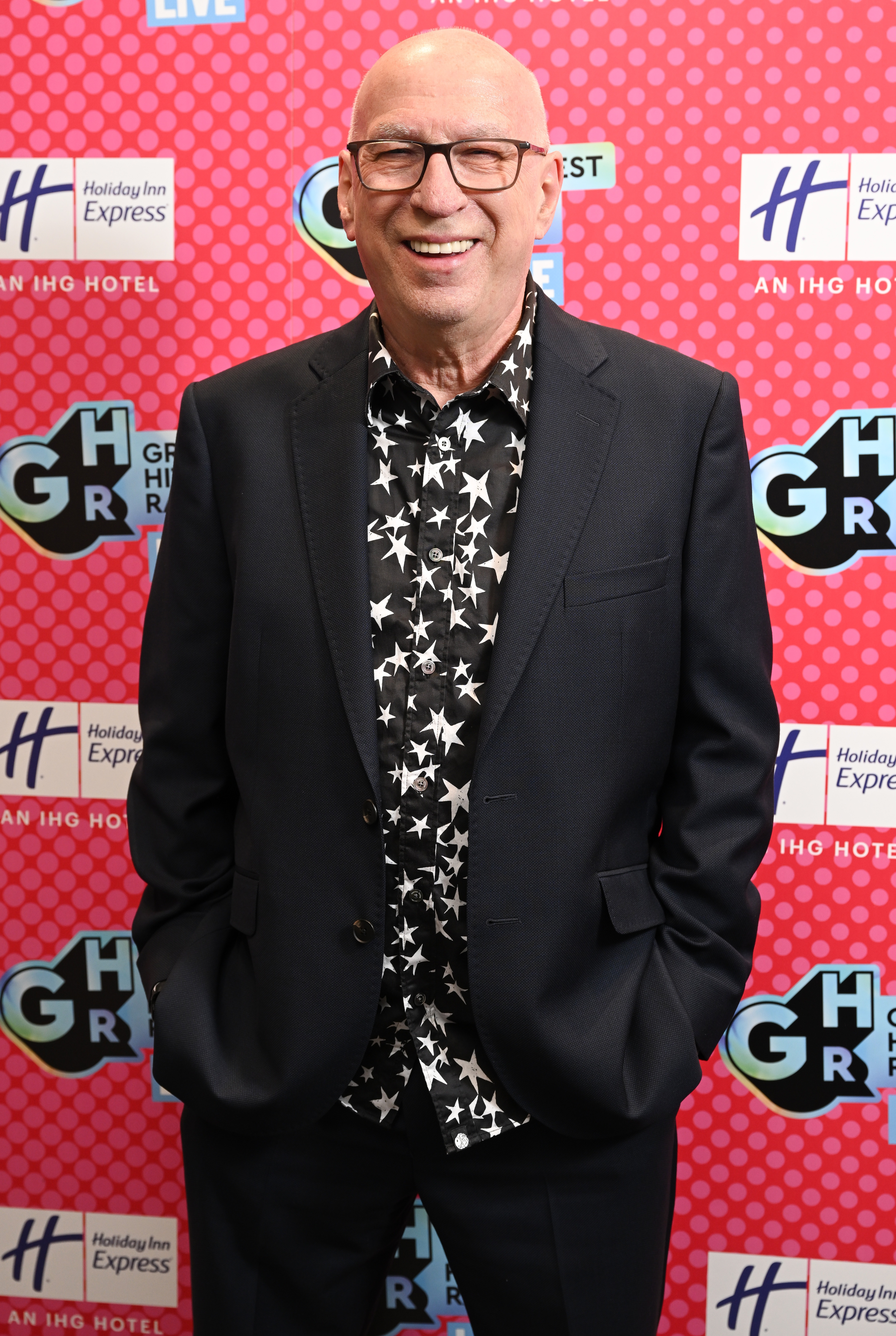 Ken Bruce verließ Radio 2 nach drei Jahrzehnten und wechselte zu Greatest Hits Radio