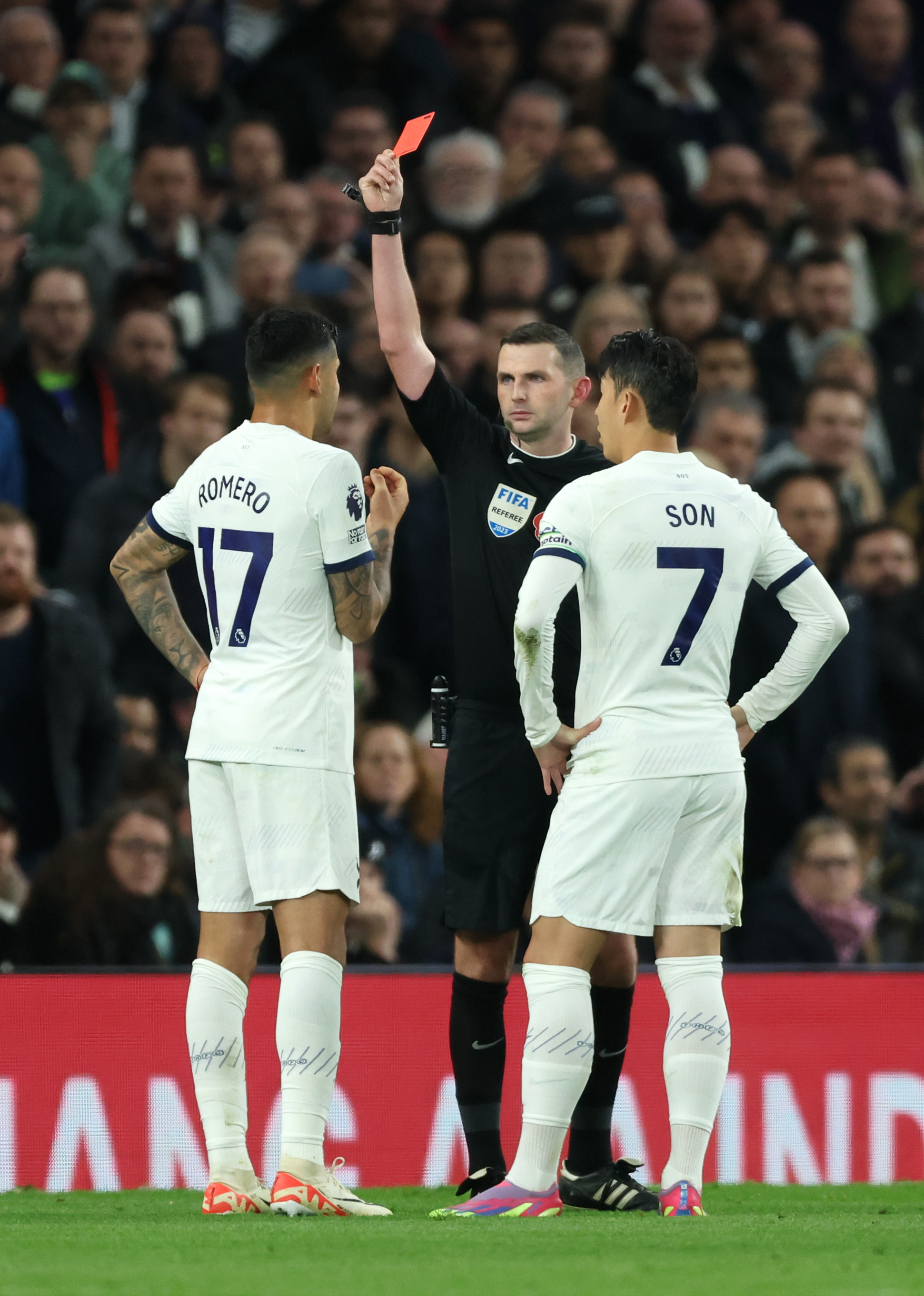 Der Argentinier wurde während Tottenhams Besuch an der Stamford Bridge im Oktober vom Platz gestellt