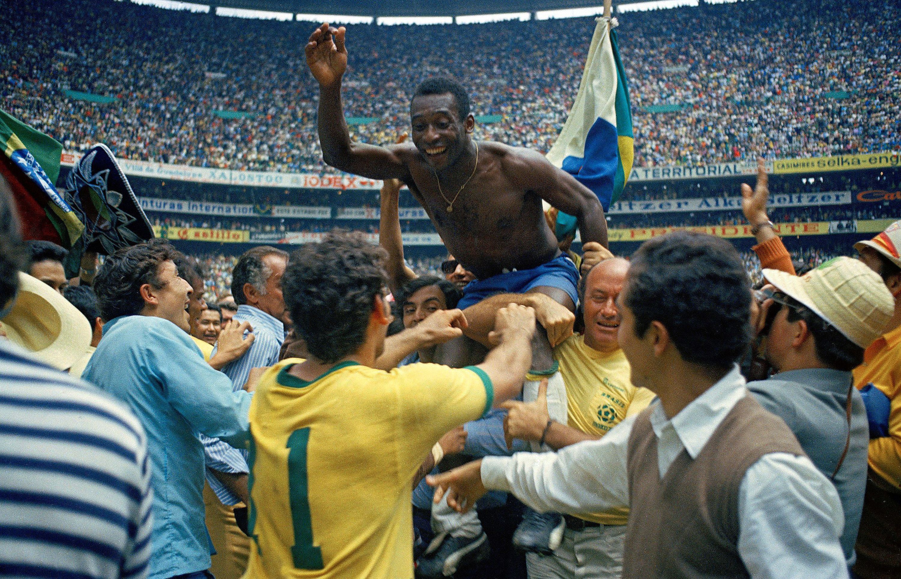 Pele und Brasilien gewannen 1970 die Weltmeisterschaft im Aztekenstadion
