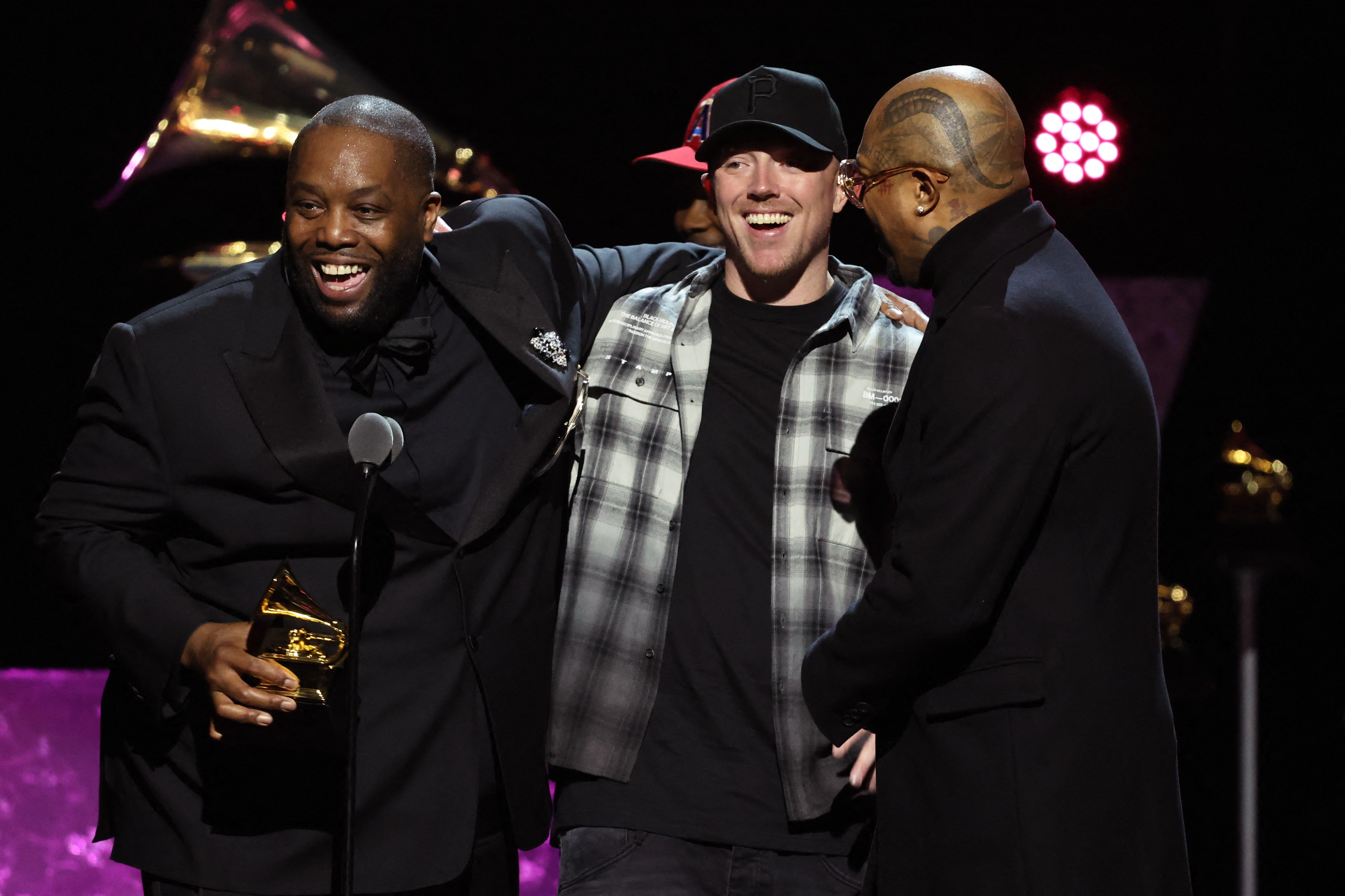 Der Künstler wurde für „Scientists & Engineers“ als bester Rap-Song und beste Rap-Performance sowie für Michael als bestes Rap-Album ausgezeichnet
