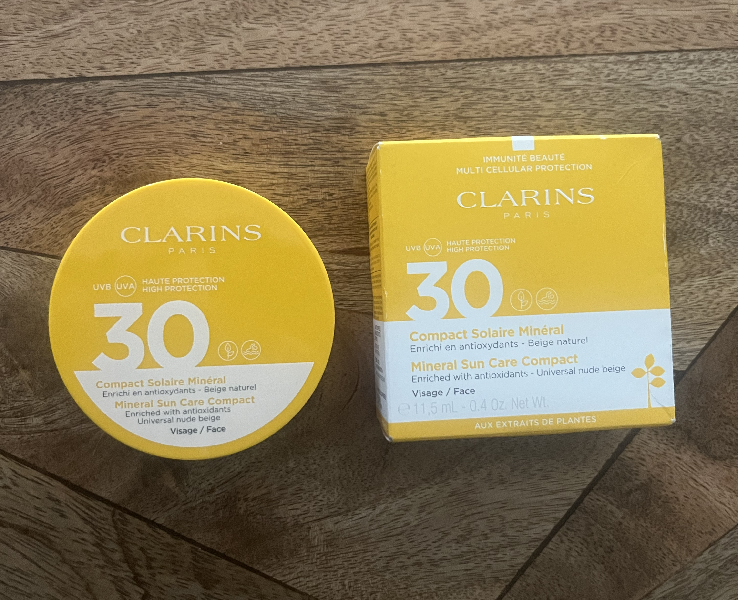 This Clains Sun Care Compact can also help to set makeup.