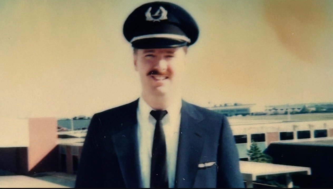 „Held“ Ian Hofmann, der Co-Pilot, kam bei dem Absturz ums Leben