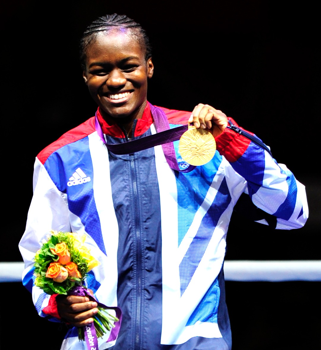 Nicola war die erste Frau, die bei den Spielen in London 2012 olympisches Gold im Boxen gewann
