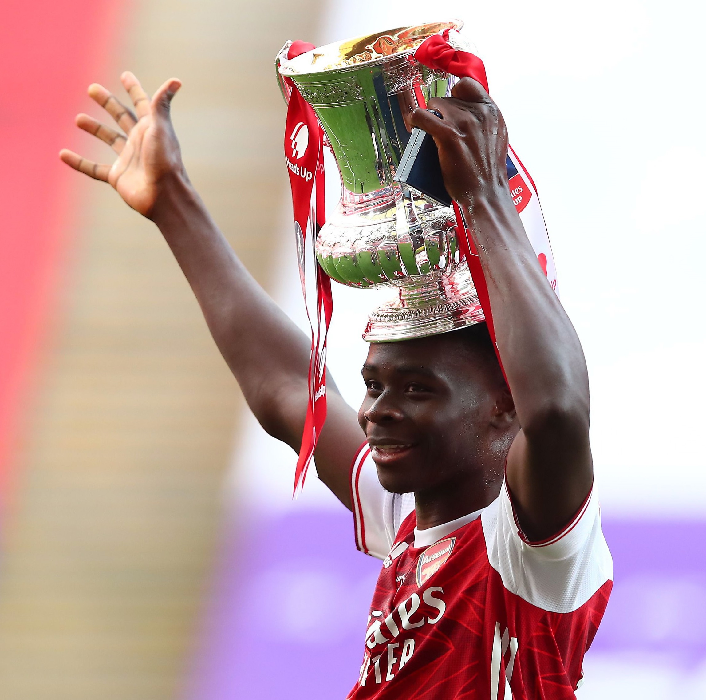 Saka half Arsenal, den FA Cup 2020 zu gewinnen