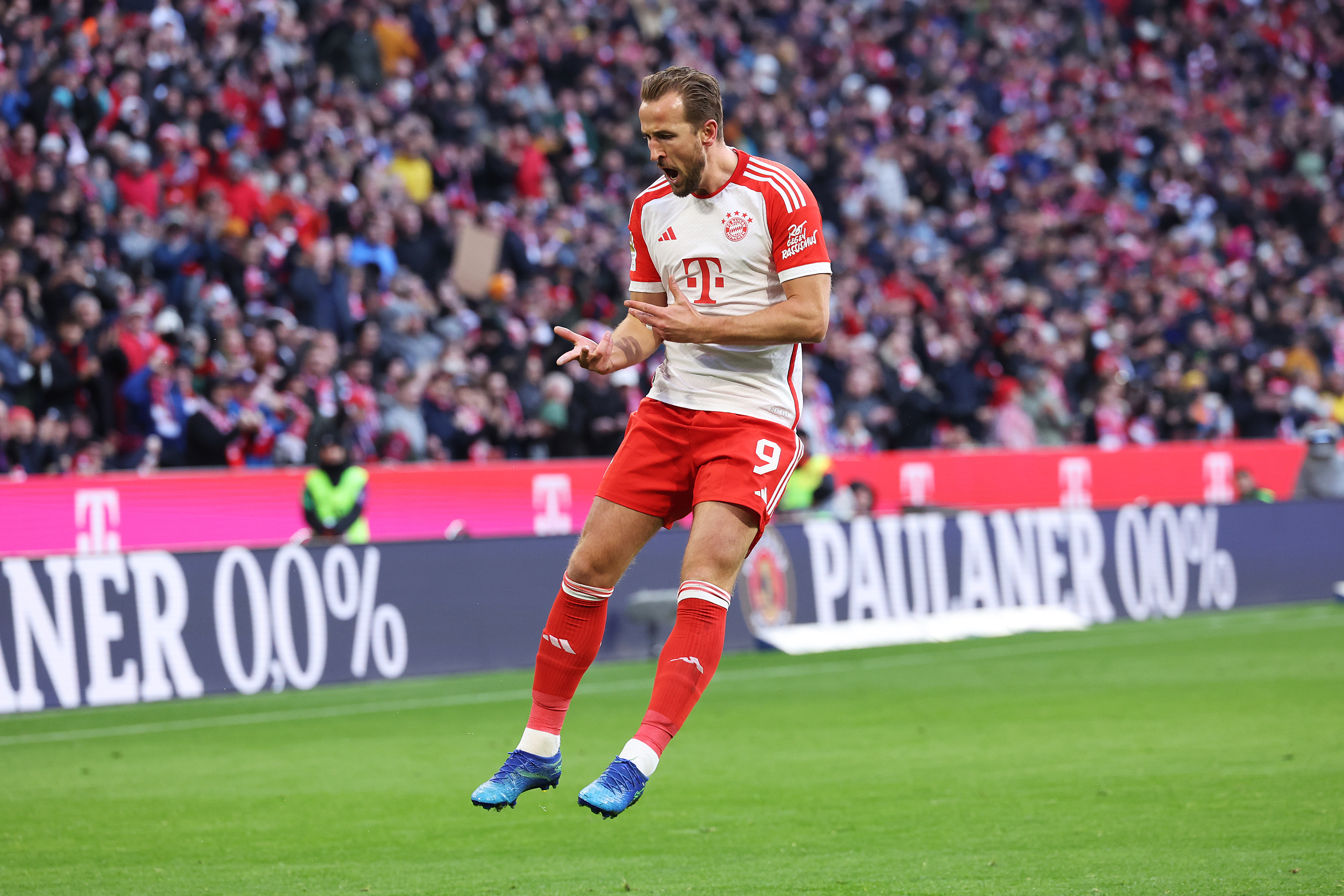 Der englische Kapitän hat bisher sage und schreibe 28 Tore für die Bayern geschossen
