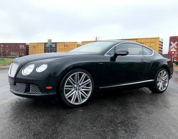 Auch der Bentley Continental ist eine gute Wahl und hält auch extremen Bedingungen gut stand