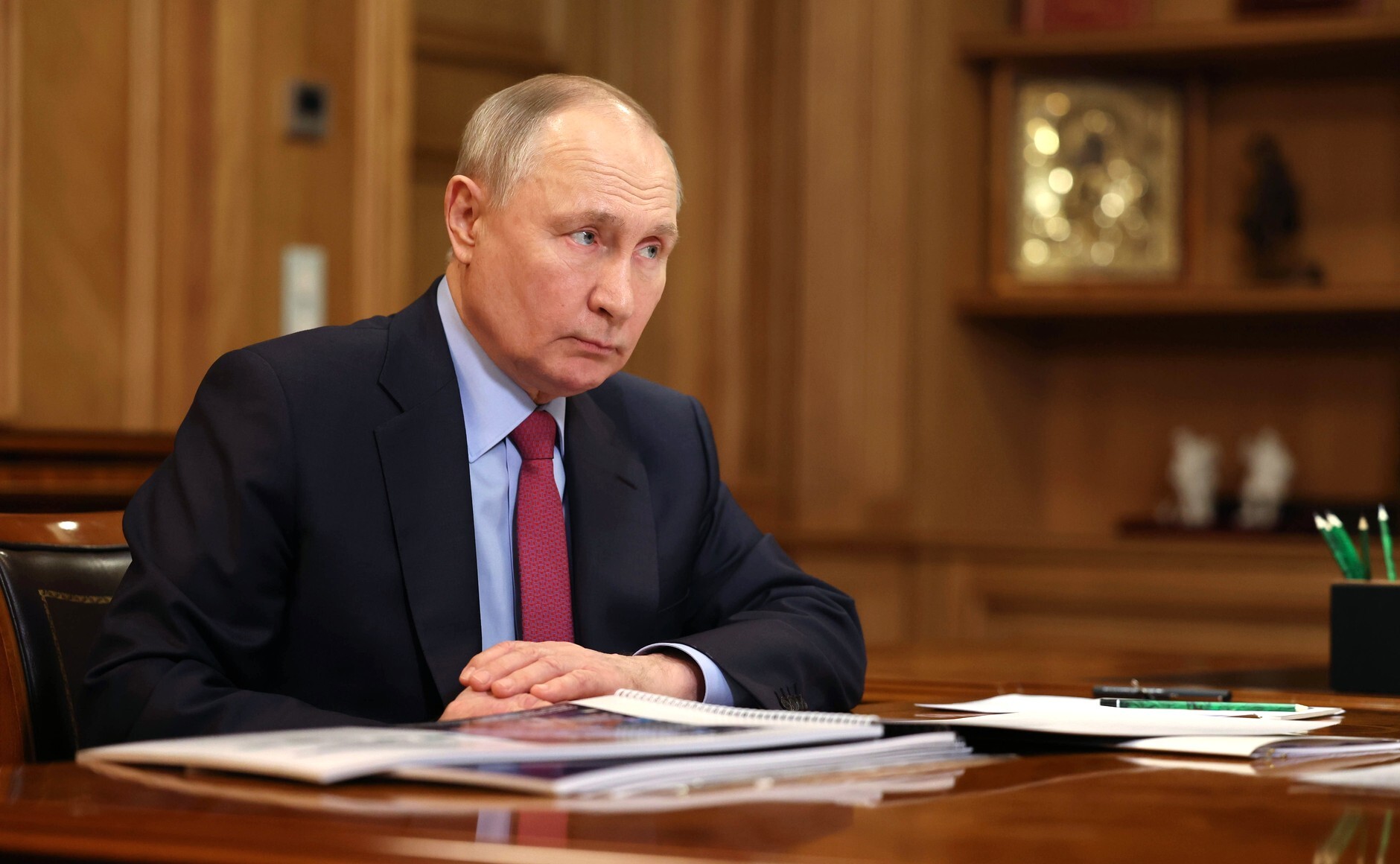 Kritiker zeigen mit dem Finger auf Putin und bezeichnen den Tod seines Feindes als „Mord“