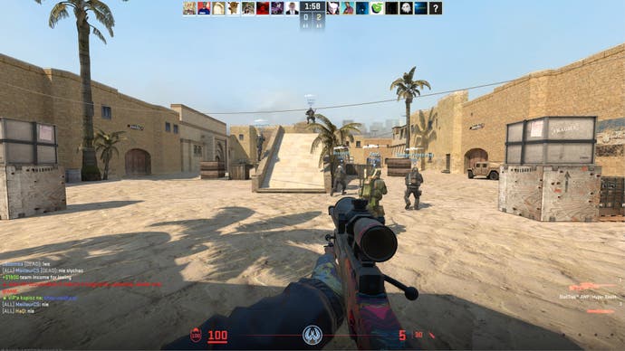 Screenshot von Counter-Strike 2, der eine benutzerdefinierte AWP-Karte auf einem Community-Server zeigt