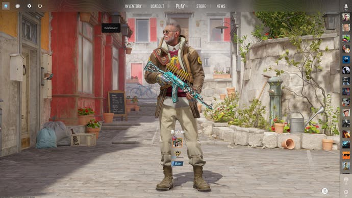 Screenshot von Counter-Strike 2 mit dem Hauptmenü;  Ein Terroristencharakter hält eine AK-47 (eigentlich eine AKM, wenn wir pedantisch sind) in einem blauen Muster, mit sichtbaren Menüpunkten und einer Fähigkeitsrangliste.