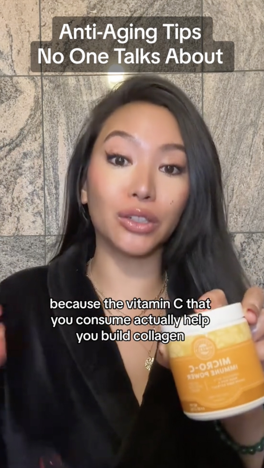 Anstelle von Botox entschied sie sich für "essen" ihre Hautpflege durch den Verzehr von Vitamin C