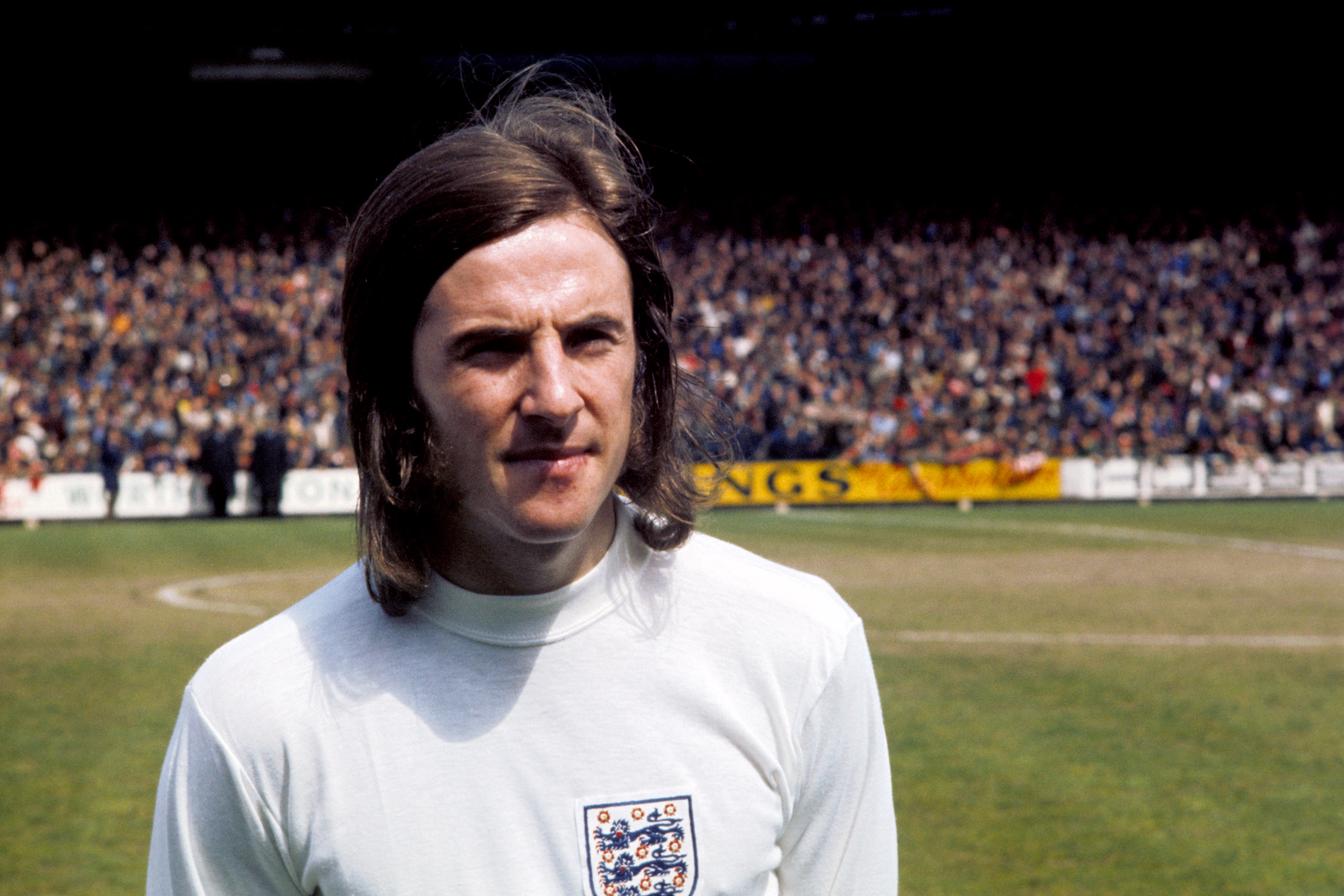 Der ehemalige englische Nationalspieler ist im Alter von 75 Jahren gestorben