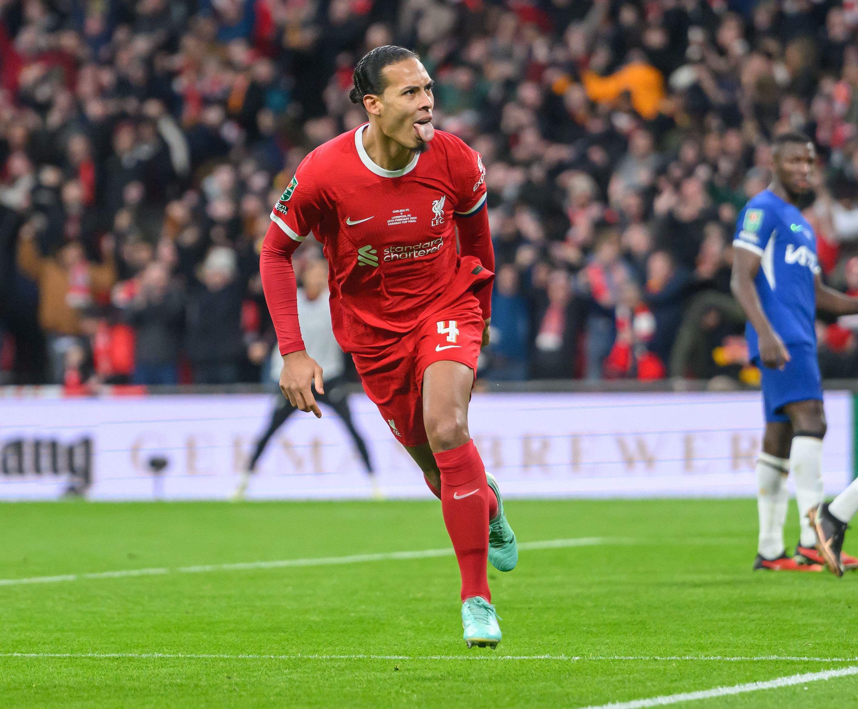 Der 75 Millionen Pfund teure Virgil van Dijk erzielte im Wembley-Stadion den Siegtreffer für Liverpool gegen Chelsea