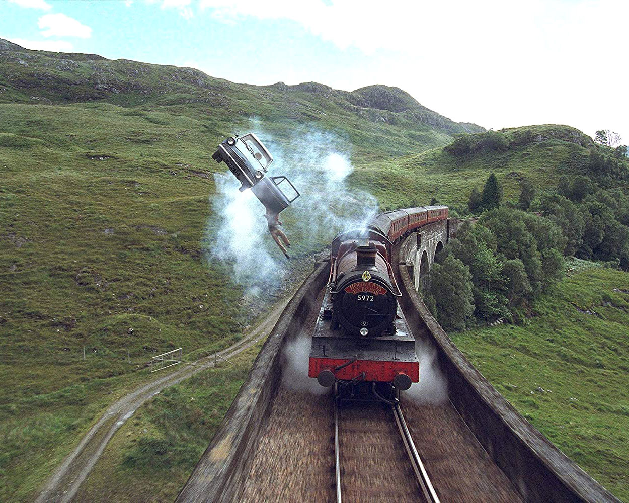 Seine Schwesterlokomotive, Olton Hall, war der Zug, der in den Filmen zu sehen war und jetzt im Harry Potter Experience in der Nähe von Watford steht