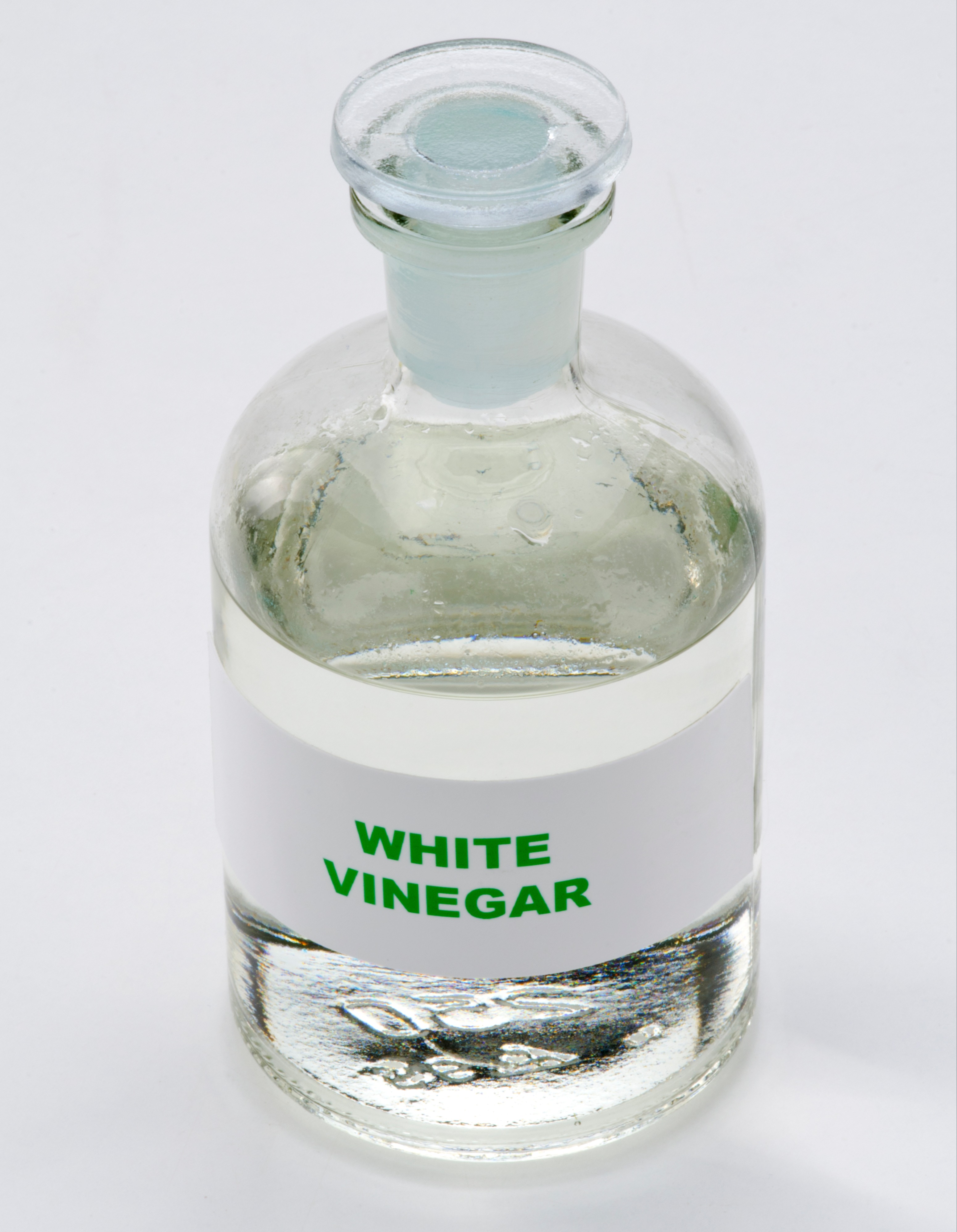 Weißer Essig ist eine großartige natürliche Reinigungsmethode