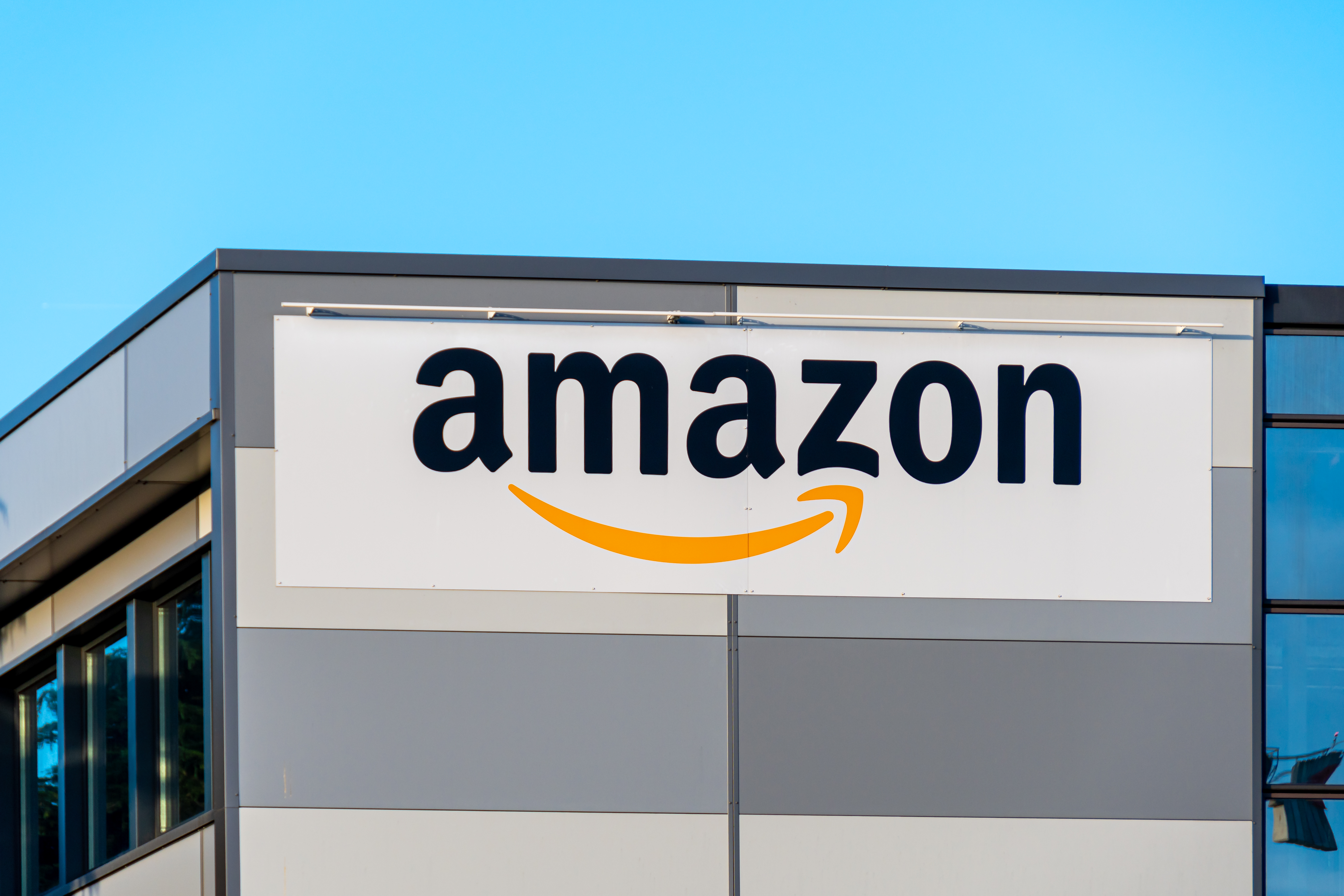 Mit Amazon Warehouse können Käufer Hunderte bei ebenso guten Artikeln sparen