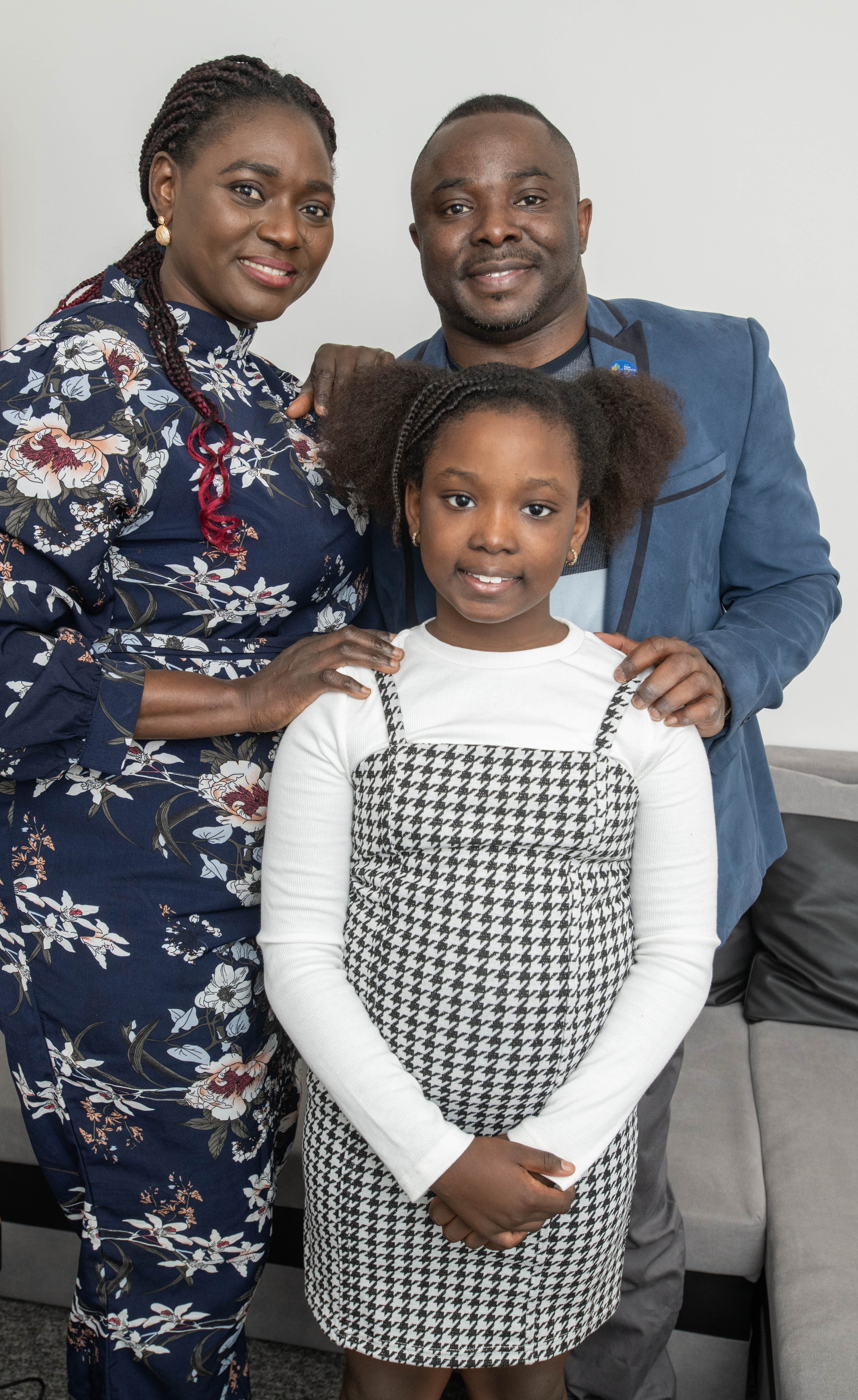 Olaniyi Alabi, 45, mit seiner Frau Olajumoke, 39, und ihrer Tochter Oyindam, 7