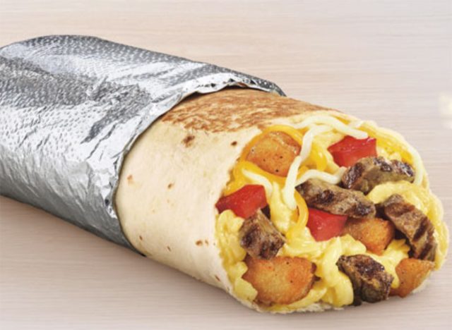 Taco Bell Grande geröstetes Frühstücks-Burrito-Steak