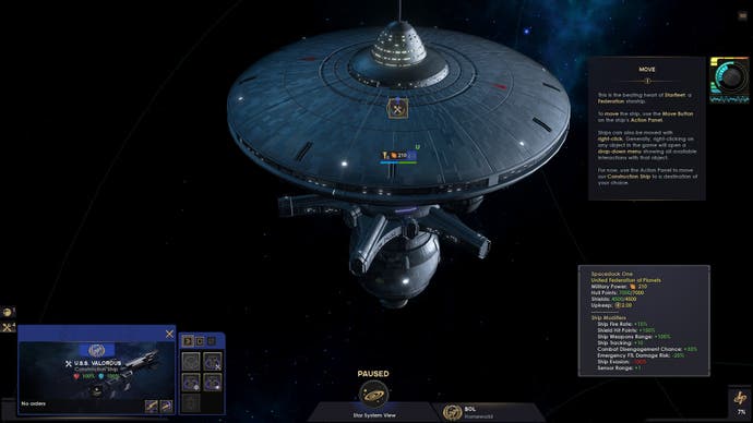 Star Trek: Infinite-Screenshot, der die Sternenflotten-Sternenbasis Spacedock One während des Spiel-Tutorials zeigt