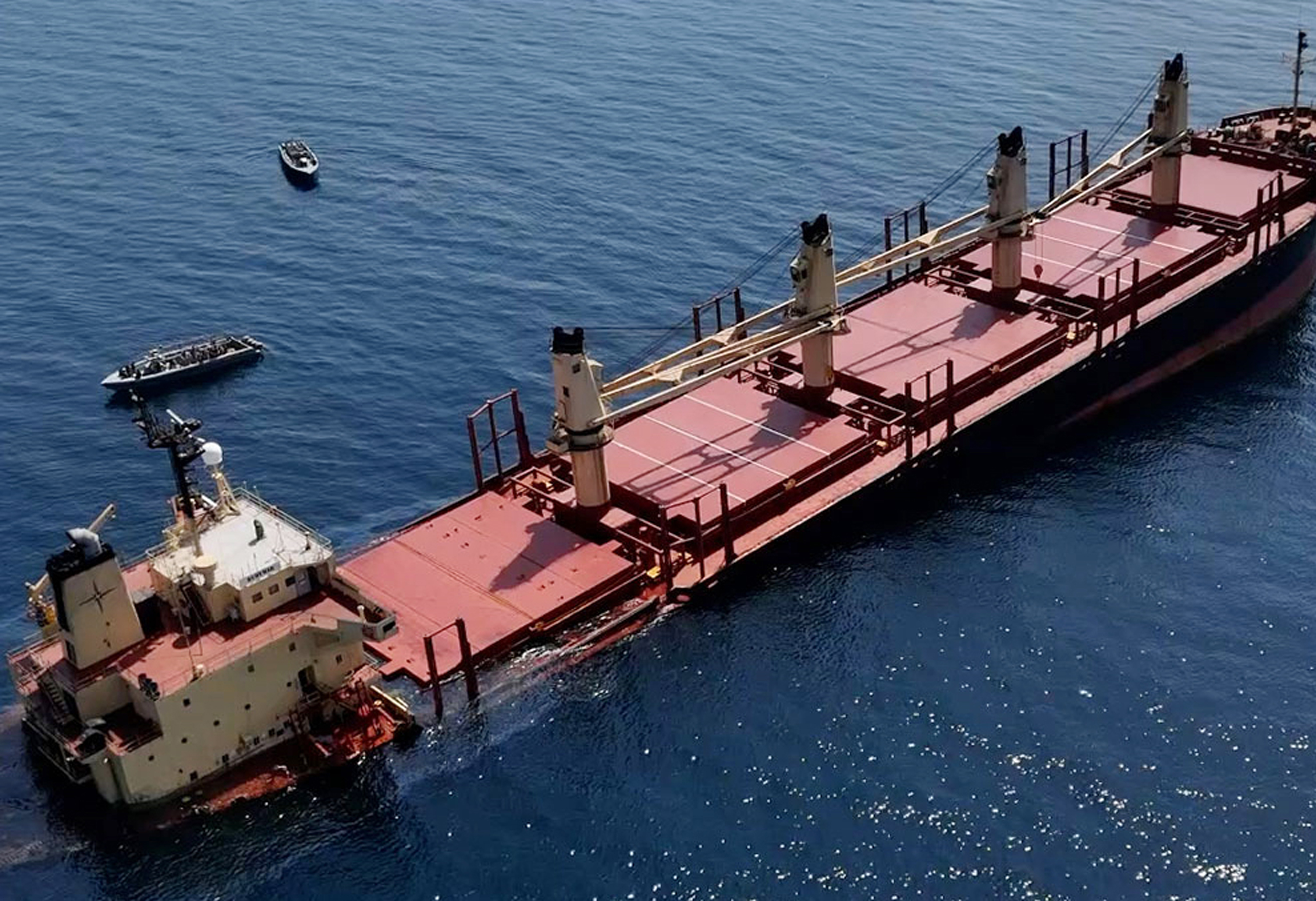 Das in Großbritannien registrierte Frachtschiff „Rubymar“ sank, nachdem es am 3. März im Roten Meer von den Huthi angegriffen wurde