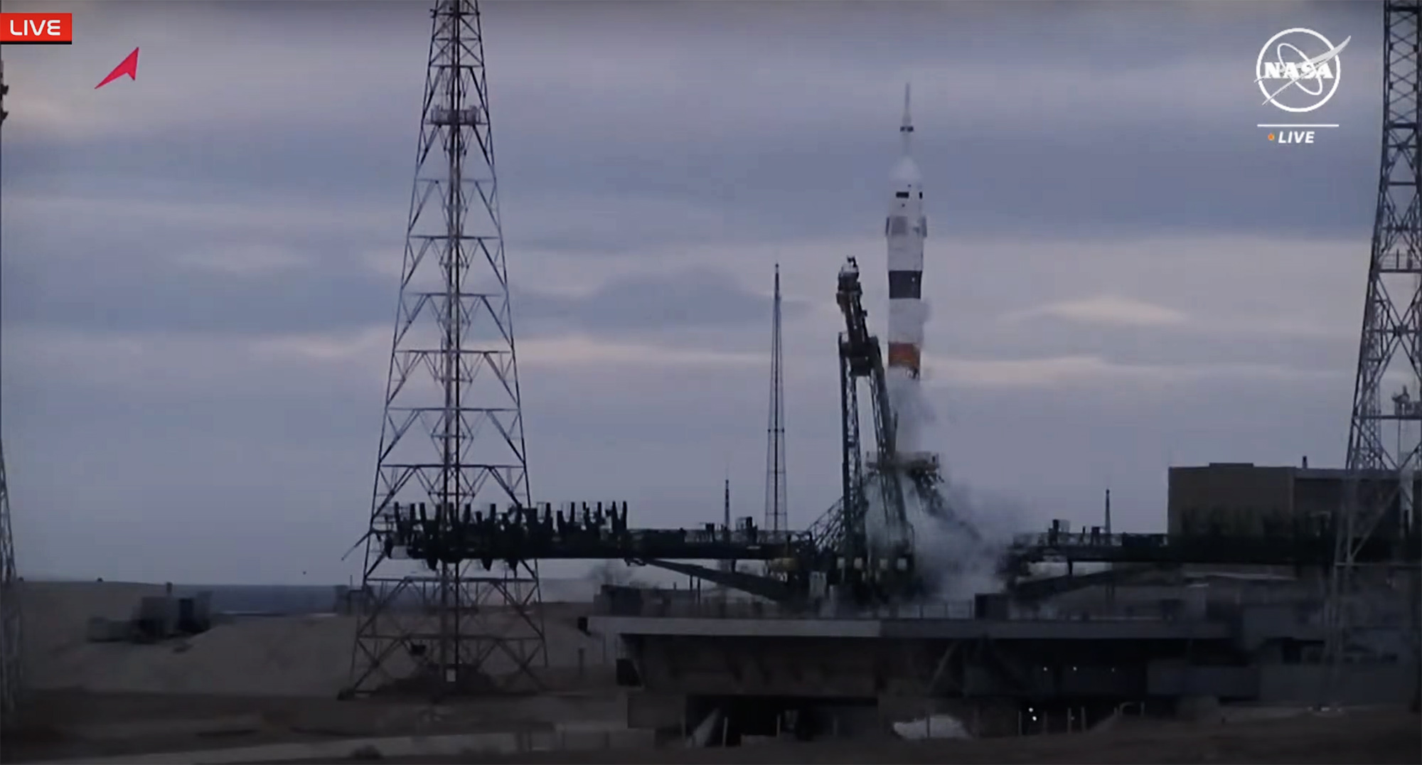 Dramatisch, als der Start einer russischen Sojus-Raumsonde 20 Sekunden vor dem Start zur Internationalen Raumstation (ISS) abgebrochen wurde und die Besatzung einer russischen, einer weißrussischen und einer amerikanischen Raumsonde sicher evakuiert wurde.