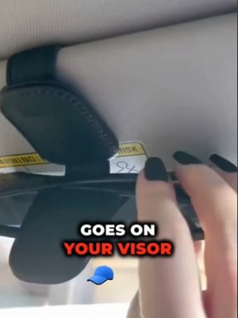 Der Leder-Sonnenbrillenhalter lässt sich sauber über die Sonnenblende Ihres Autos schieben und ist magnetisch, sodass Ihre Sonnenbrillen nirgendwo hingehen