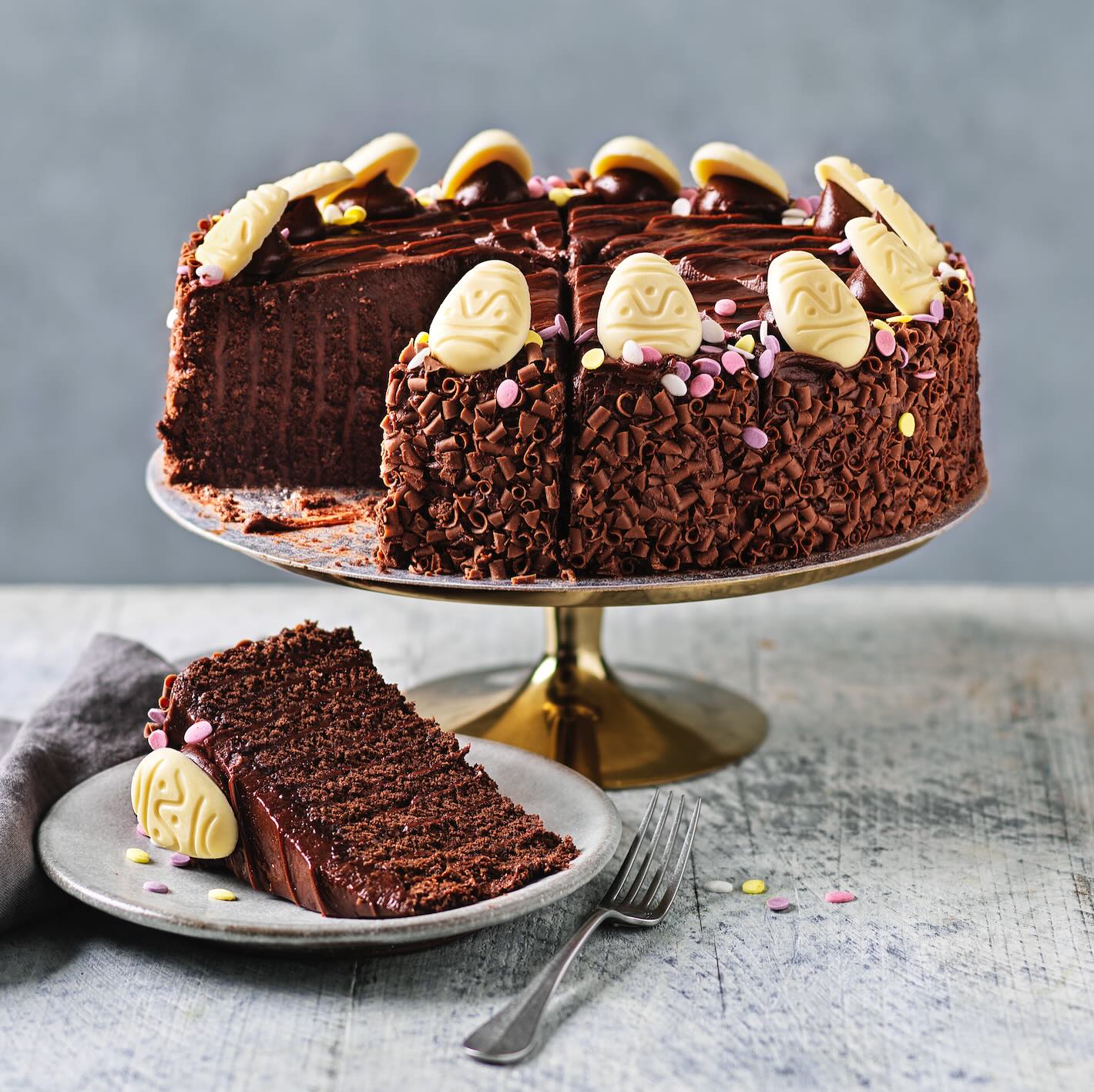 Der limitierte Schokoladen-Bouche-Kuchen wird in M&S-Cafés erhältlich sein