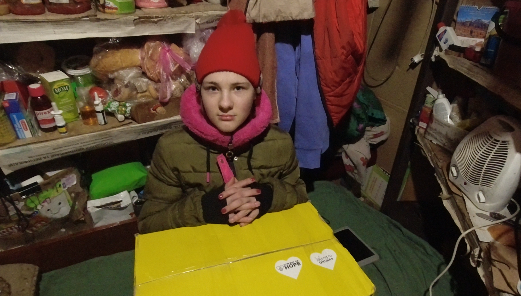Die Menschen in Liman leben in Kellern, um sich vor russischen Raketen, Granaten und Drohnen zu schützen