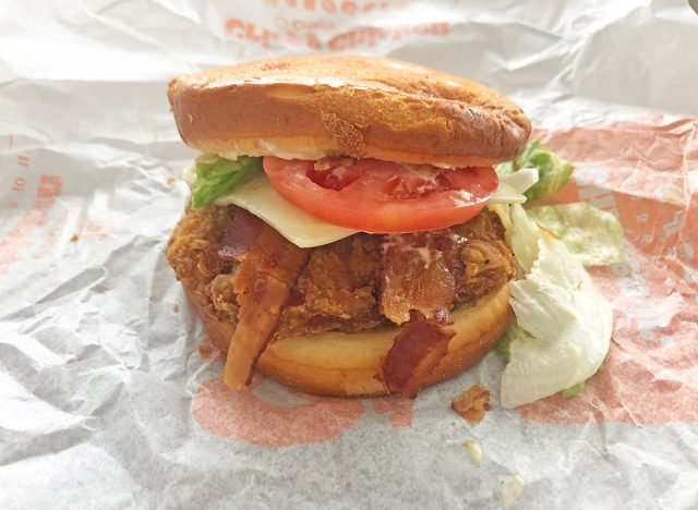 Burger King Bacon Swiss Royal Crispy Chicken auf der Verpackung