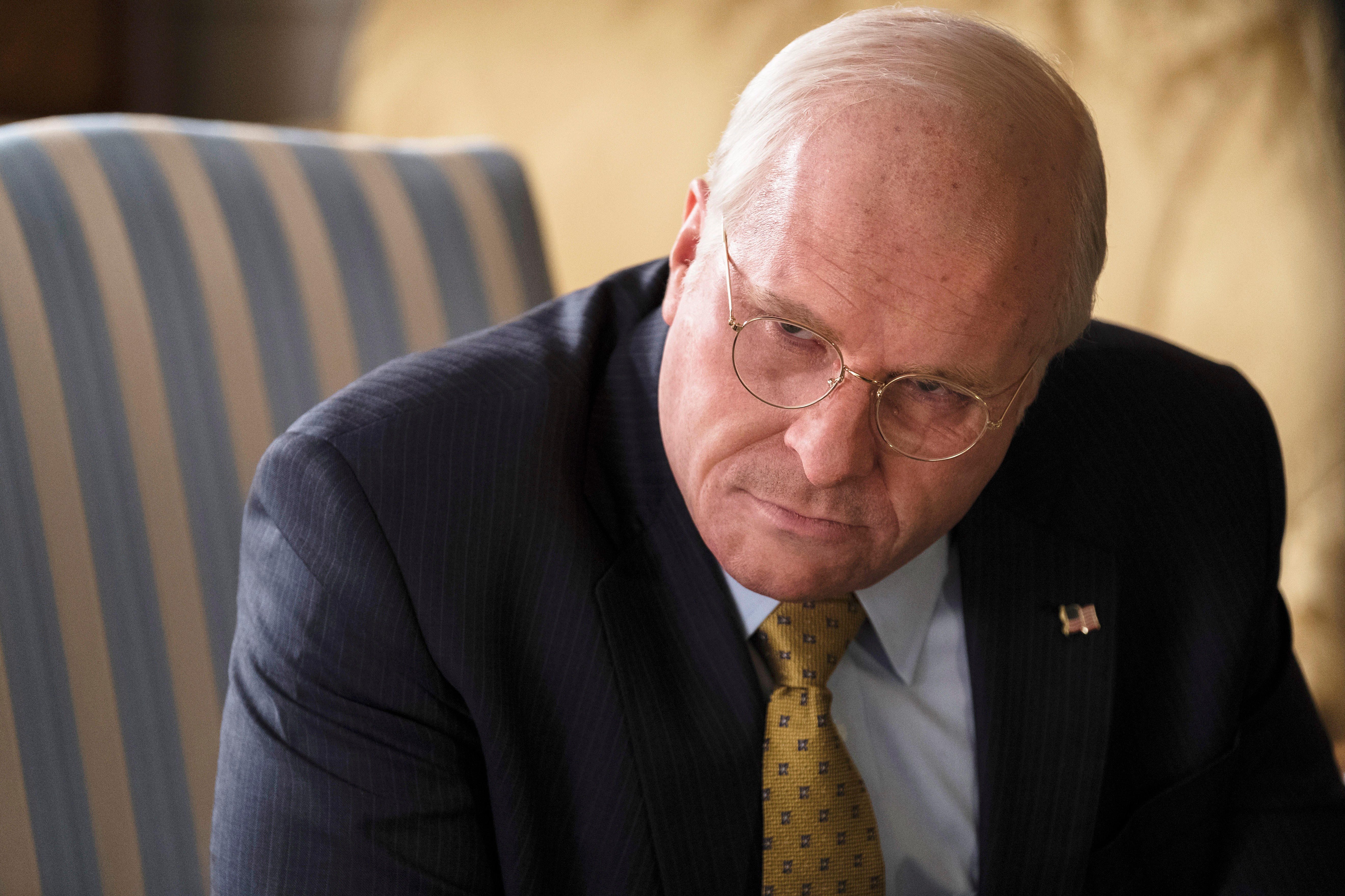 Zuvor verwandelte er sich im Film Vice aus dem Jahr 2018 vollständig in den ehemaligen US-Vizepräsidenten Dick Cheney