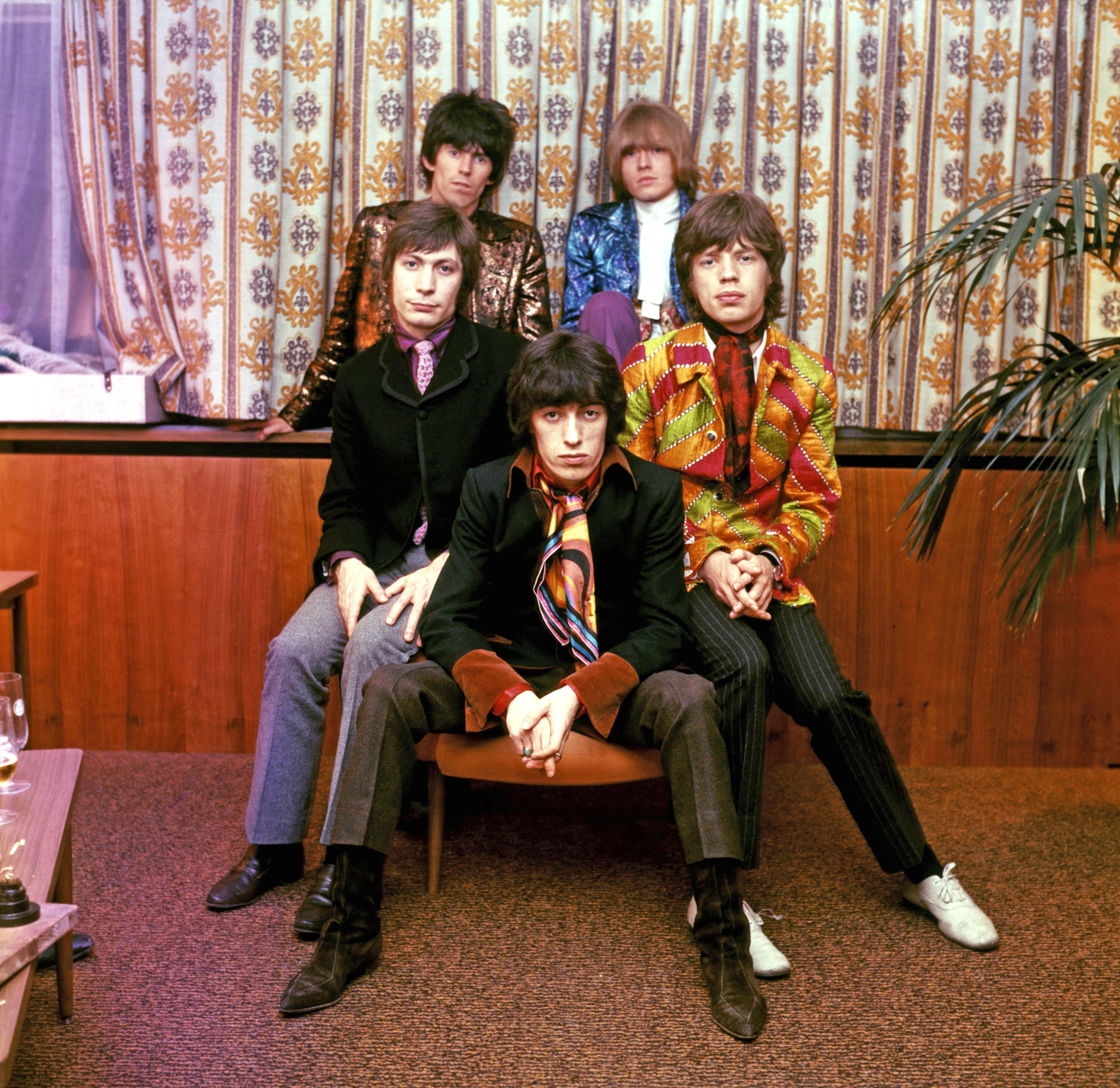 Mick Jagger, Keith Richards und Ronnie Wood haben Geld gepumpt, um ihr Lieblingsbekleidungsgeschäft wieder zum Leben zu erwecken