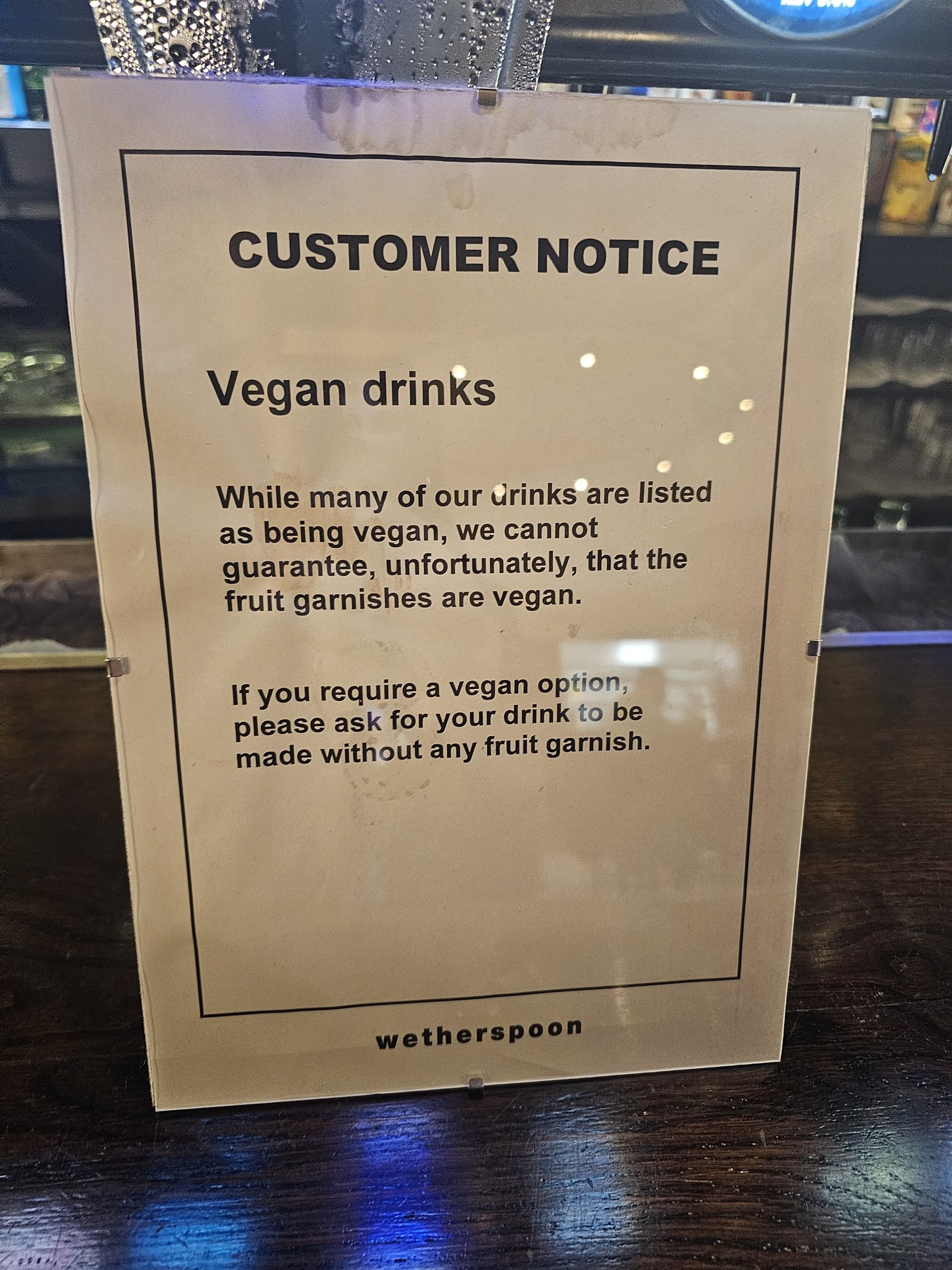 Die Warnung wurde in einem Wetherspoons-Pub angebracht