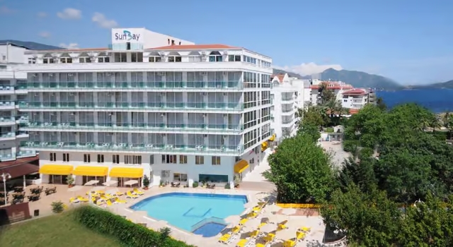 Das Sunbay Park Hotel in Marmaris bietet immer noch All-Inclusive-Urlaub ab 260 £ pro Person