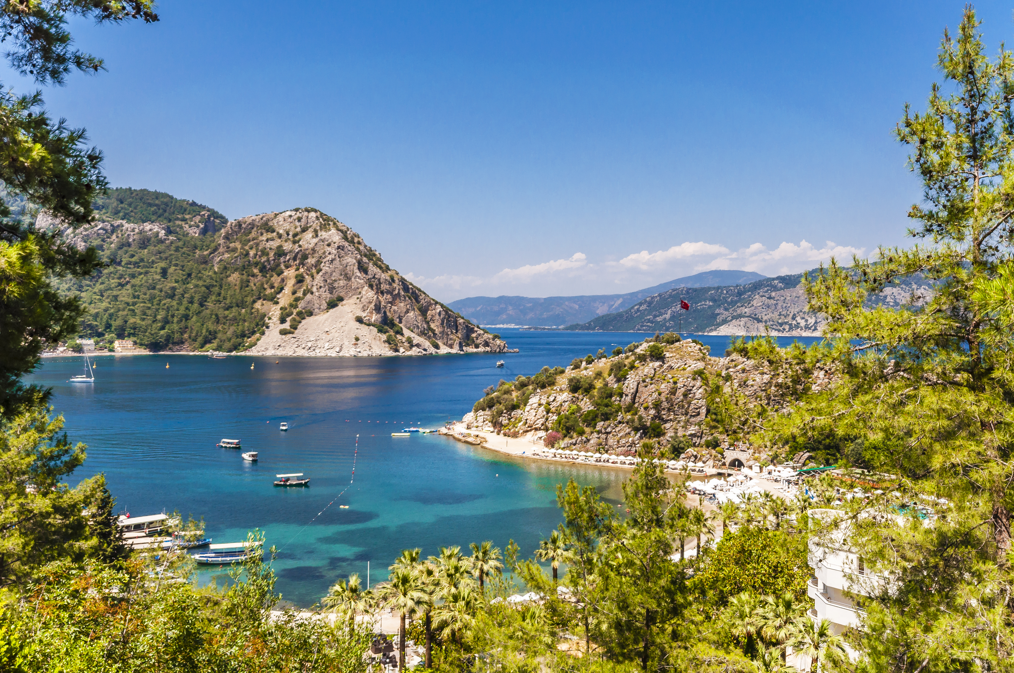 Marmaris ist einer der beliebtesten Urlaubsorte des Landes und wird sogar als der bezeichnet "Monaco der Türkei" von einigen Fans