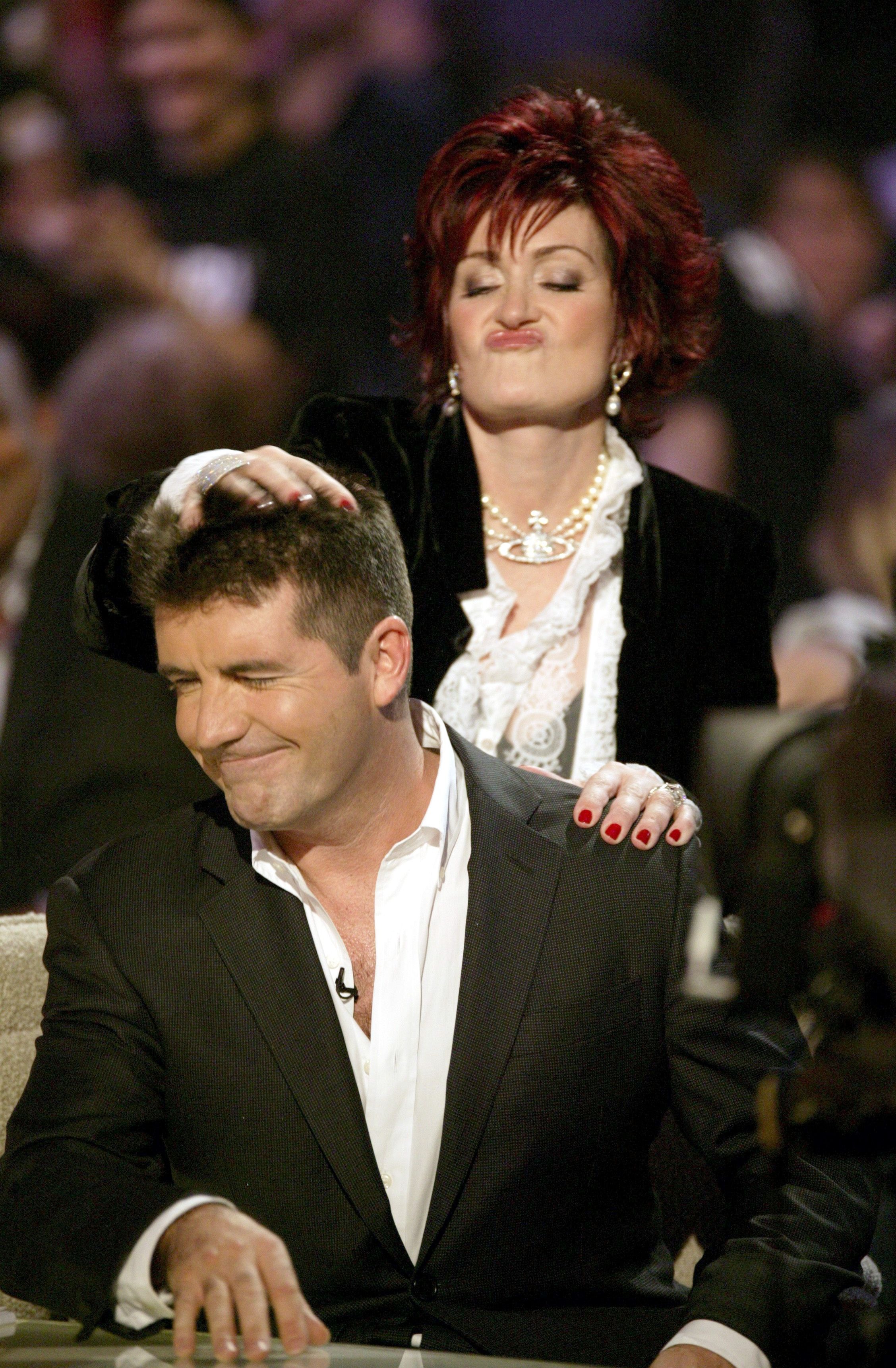 Sharon erzählte in „The X Factor“, dass Simon Cowell sie „brauchte“.