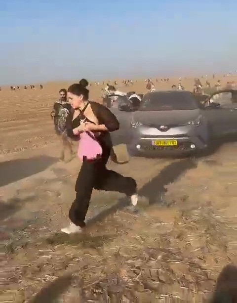 Nach Angaben Israels wurden bei einem Wüstenfest, das dem Frieden gewidmet war, 364 Menschen abgeschlachtet